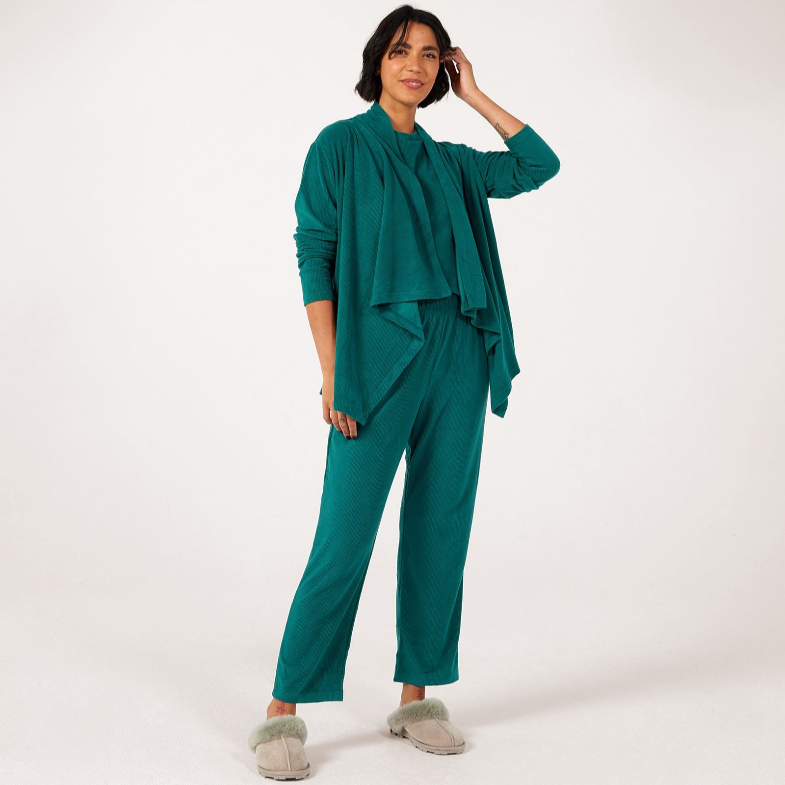 Cozee Home Dobby Ribbed Three-Piece Lounge Set