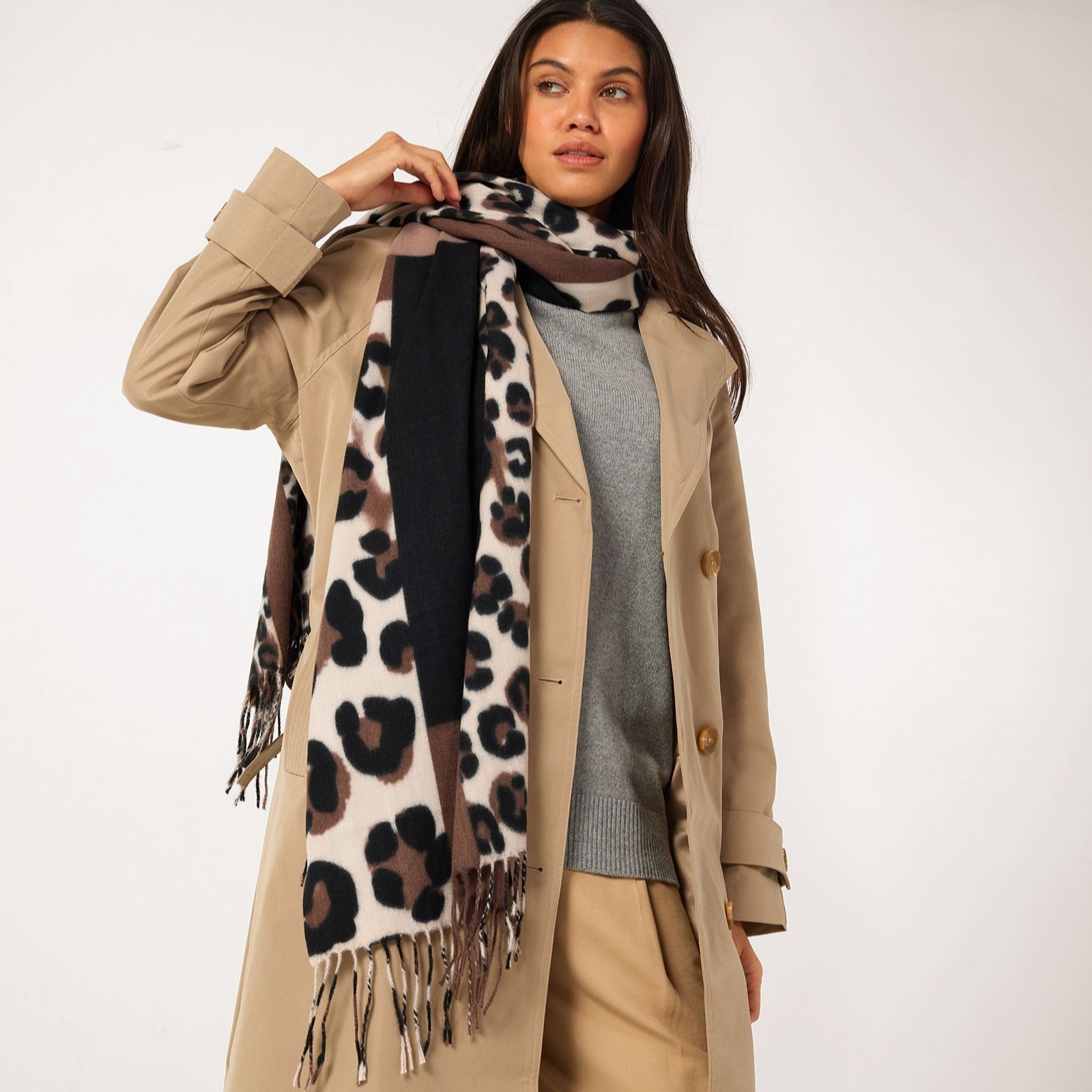 Izabel London Animal Print Scarf