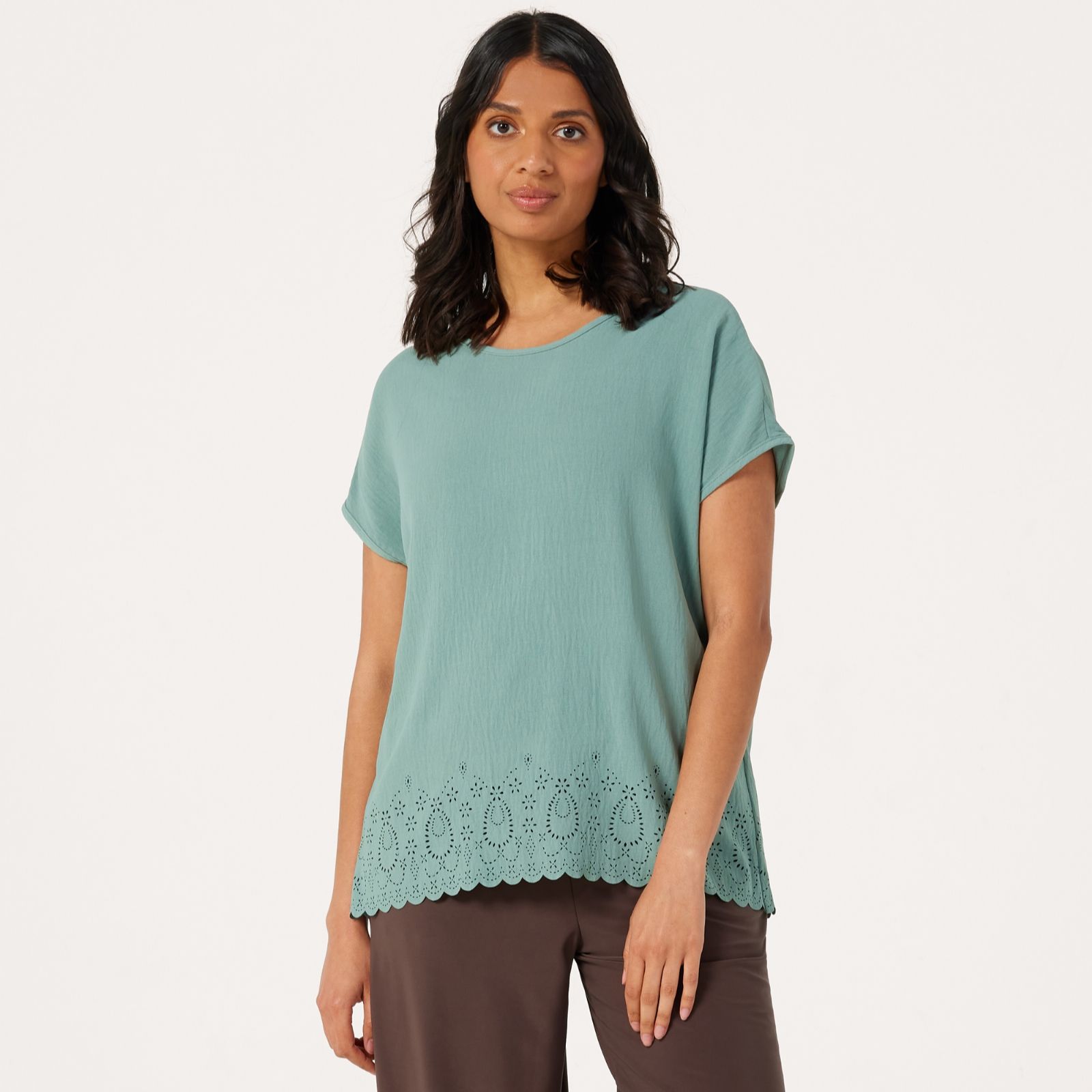 Kim & Co Crinkle Poplin Short Dolman Sleeve Eylet Hem Top