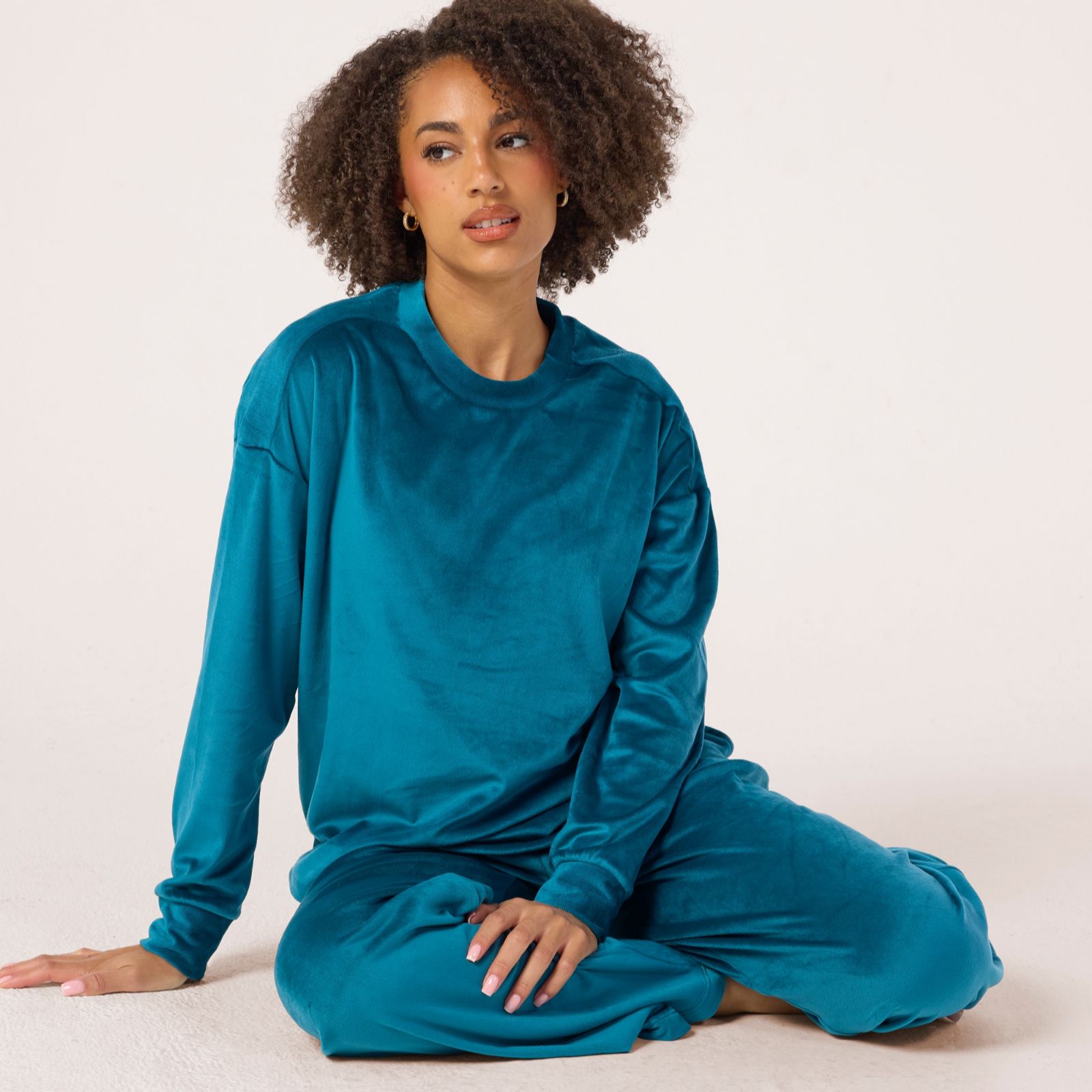 Carole Hochman Velour Pullover with Wide Leg Trousers Lounge Set