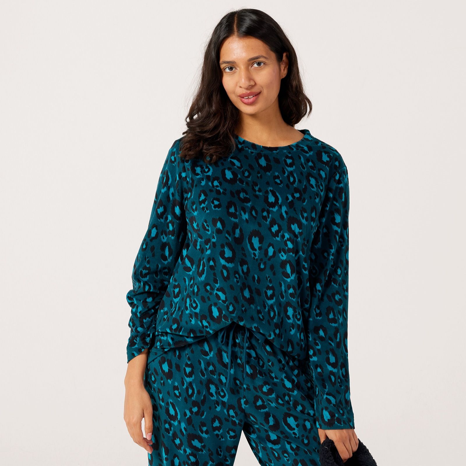 Cozee Home Glossy Fleece PJ Set