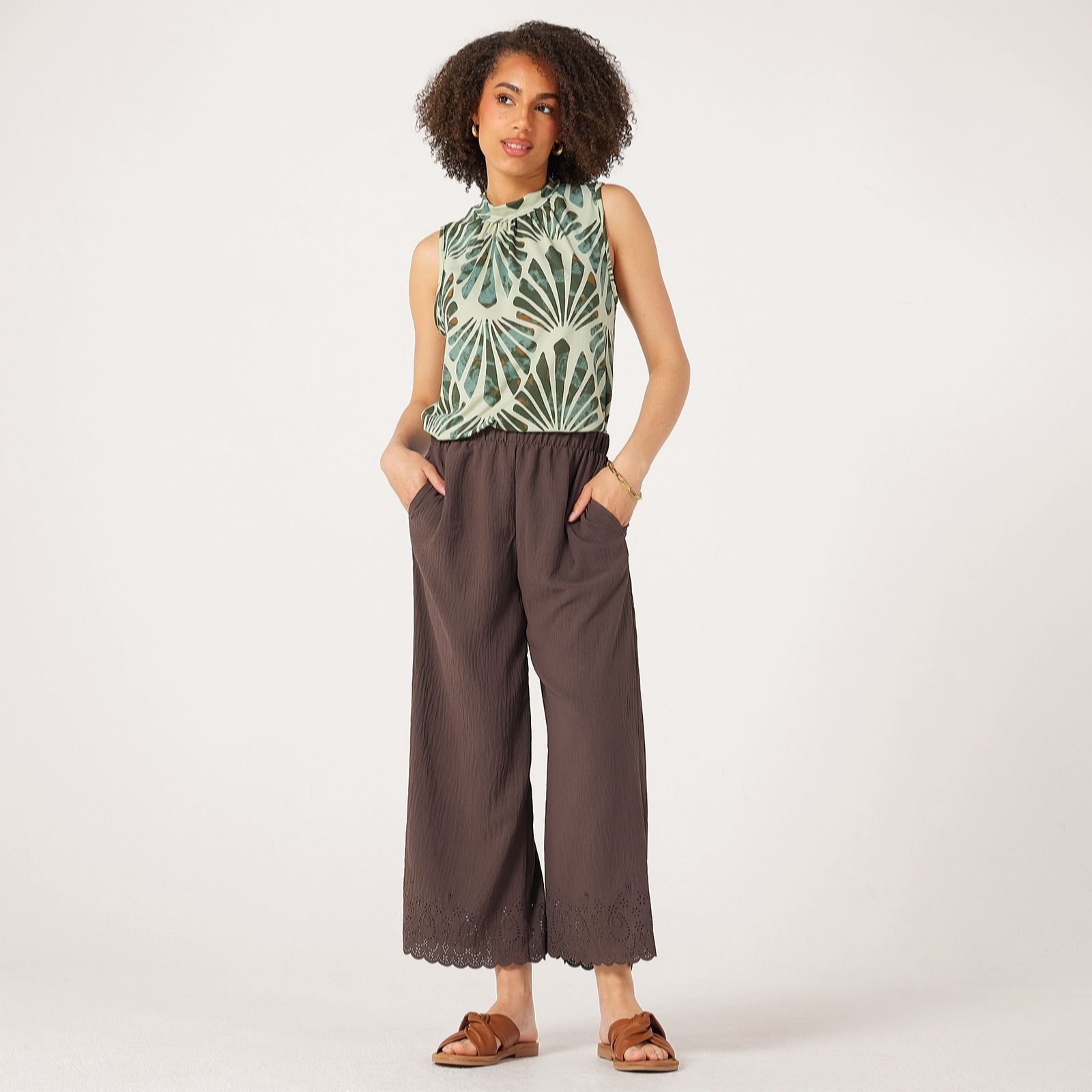 Kim & Co Crinkle Poplin Ankle Length Eyelet Hem Standard Trousers