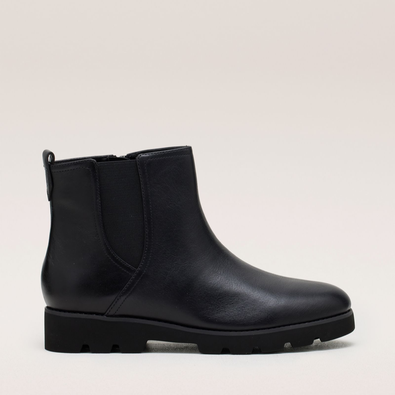 Vionic Charm Cami Leather Chelsea Boot