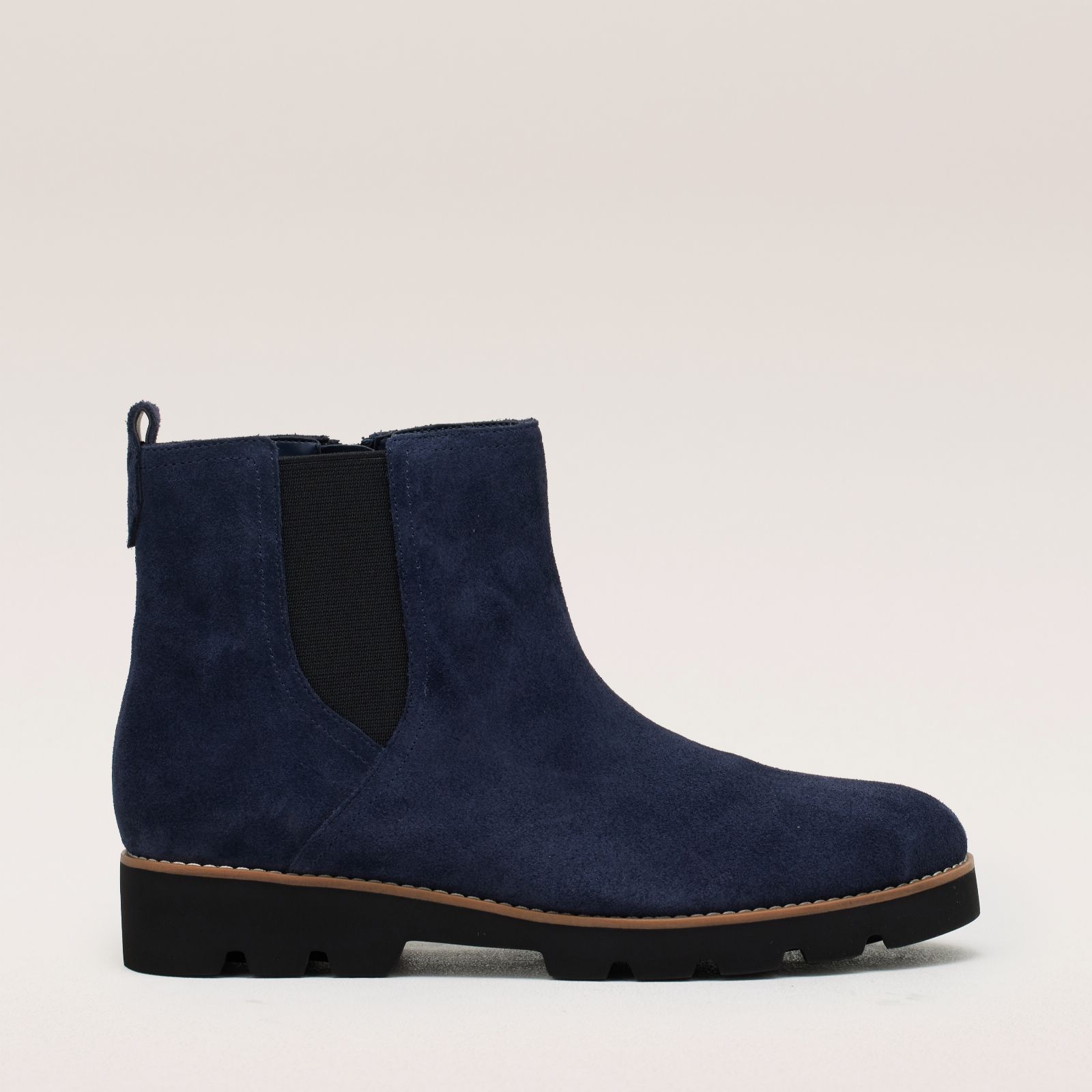 Vionic Charm Cami Leather Chelsea Boot