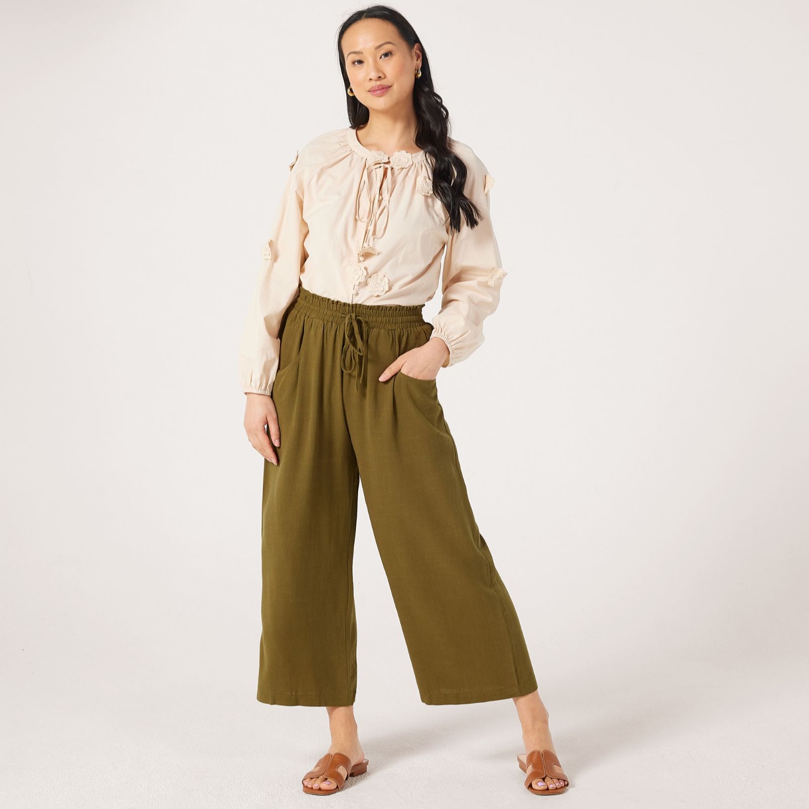 Izabel London Elasticated Waist Linen Blend Cropped Trouser Short