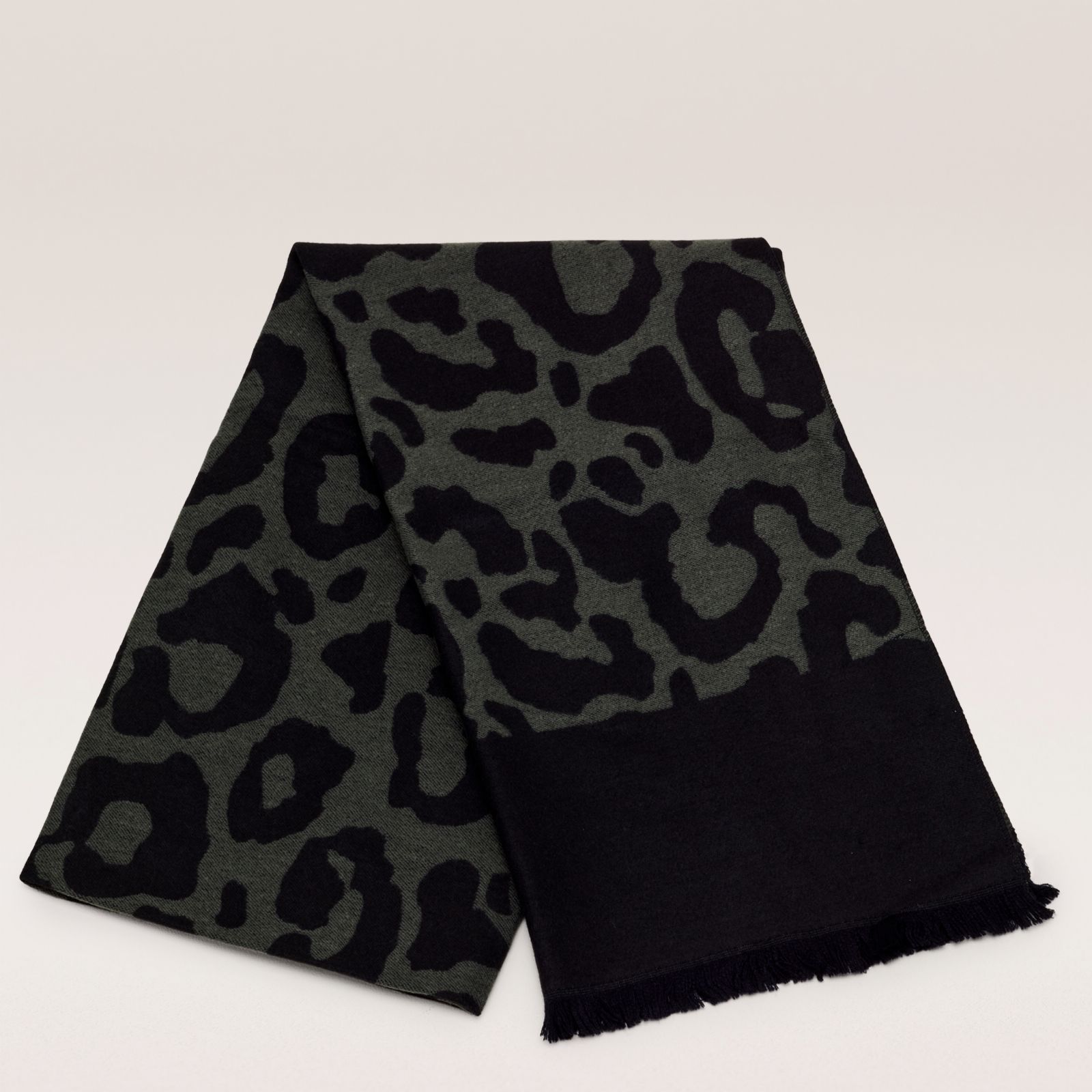 Ruth Langsford Supersoft Mid Weight Scarf