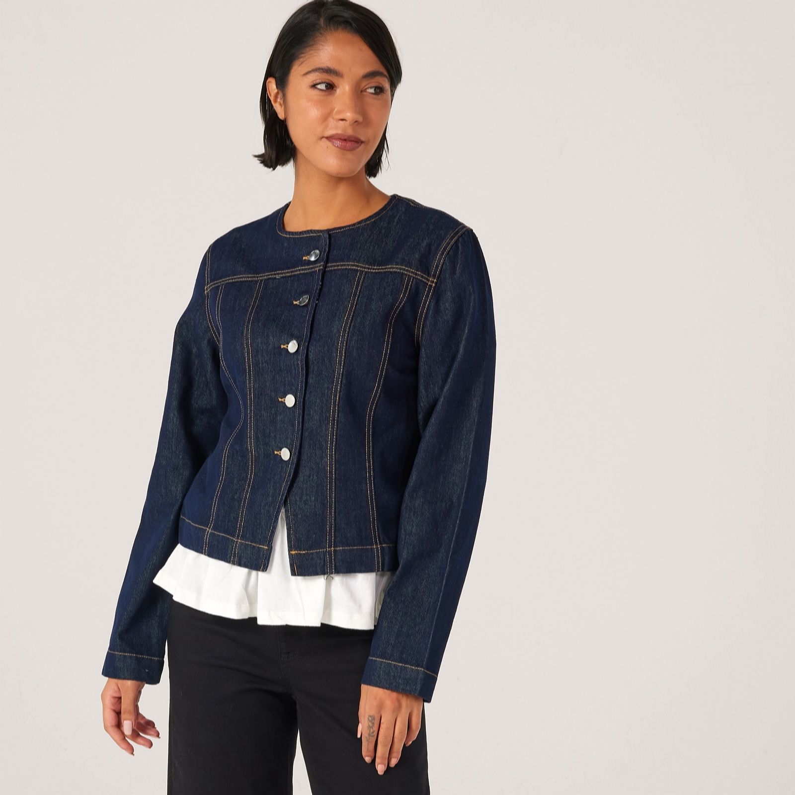 JDY Louise-Lilie Round Neck Denim Jacket