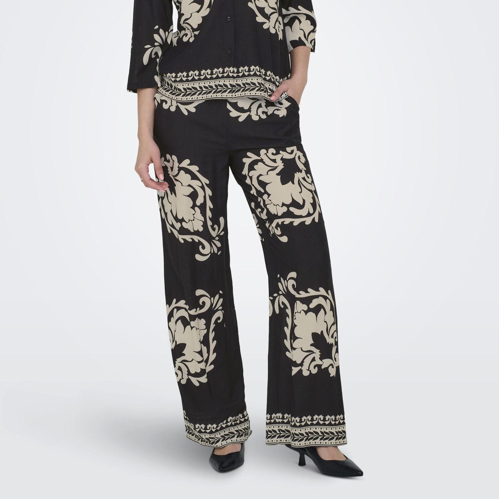 JDY Maggie Printed Wide-Leg Trousers