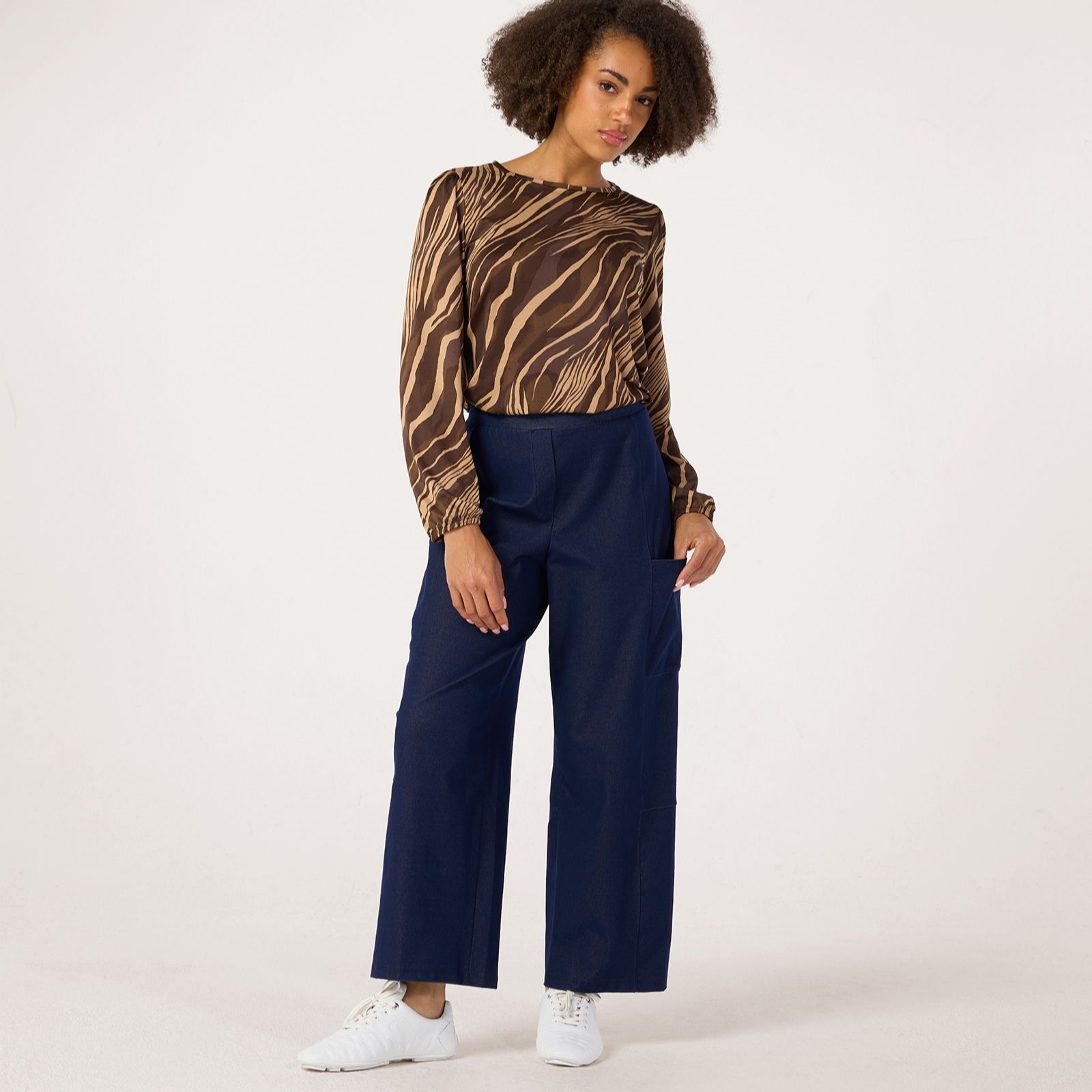 Kim & Co Deluxe Denim Knit Cargo Ankle Petite Trousers