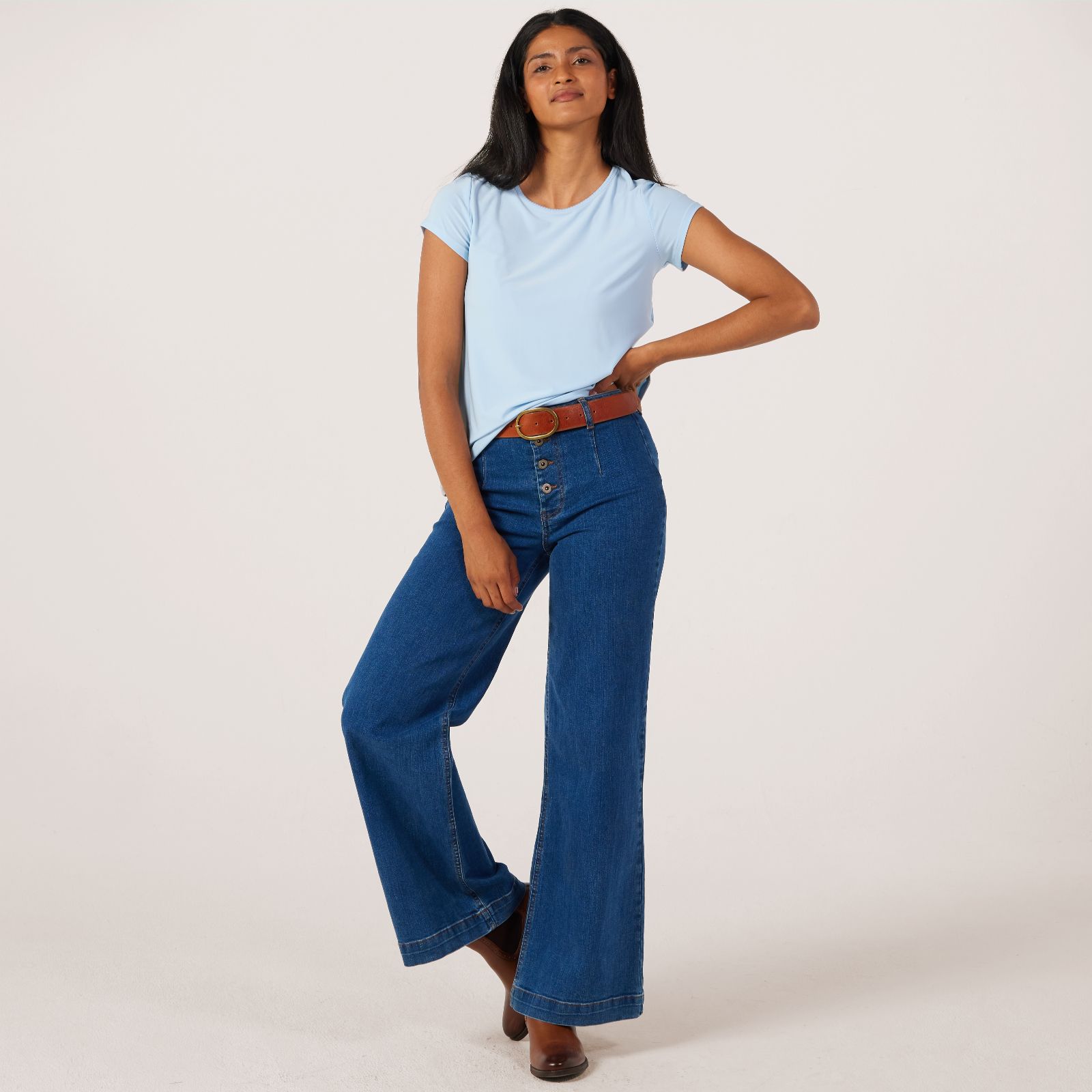 Kim & Co Brazil Jersey Short Sleeve T-Shirt With Shell Stitch Neck Detail