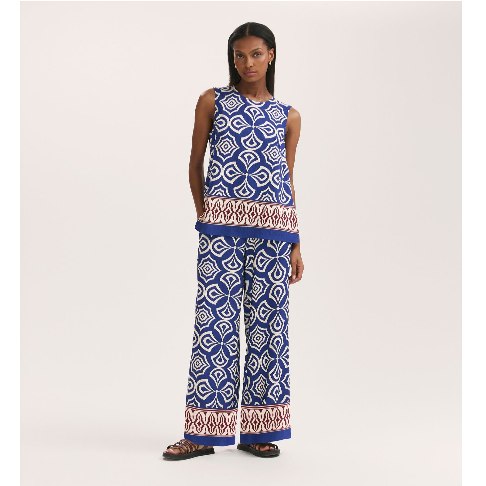 Finery London Nat Blue Mosaic Trouser Short