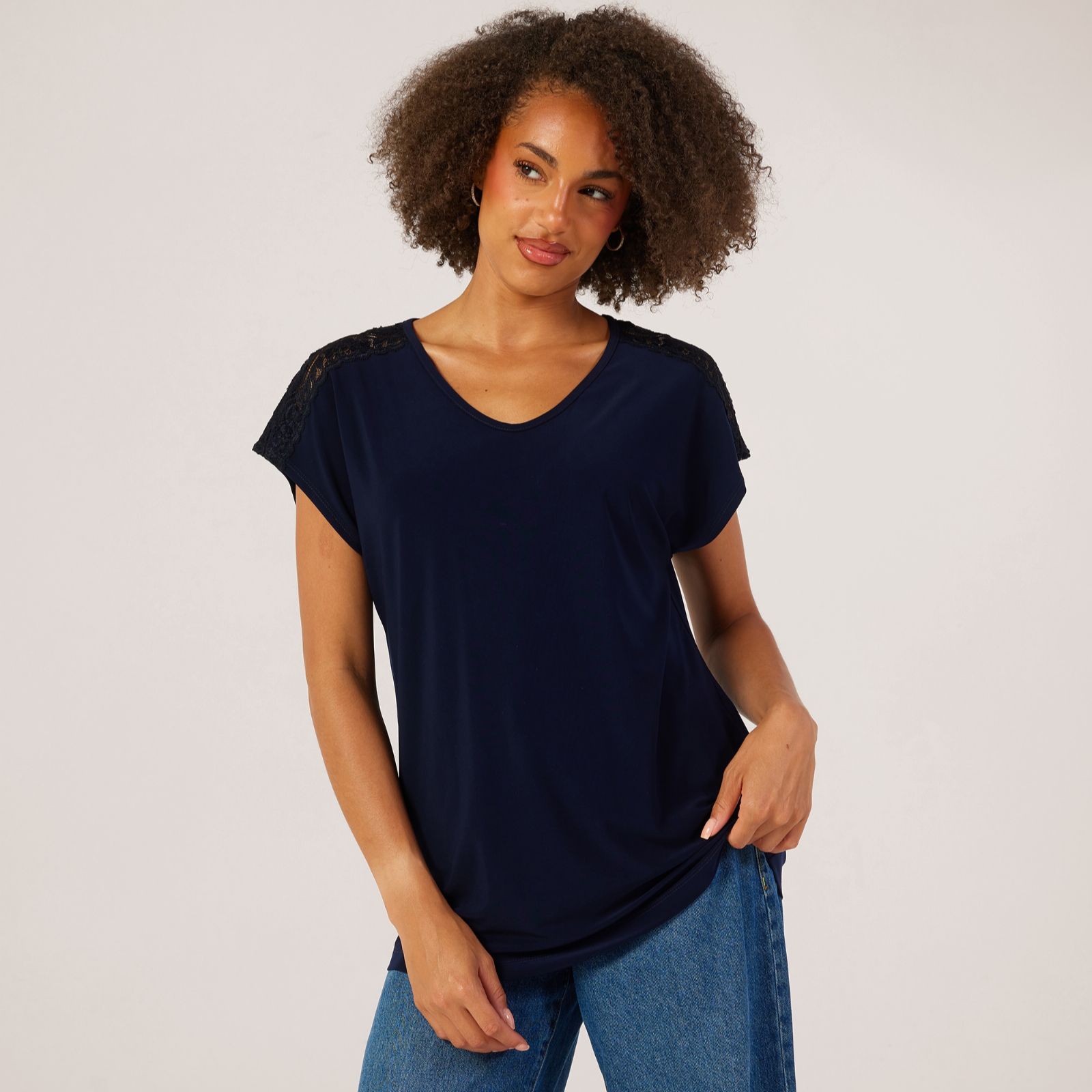 Kim & Co Deluxe Brazil Jersey Lace Detail Short Sleeve Top