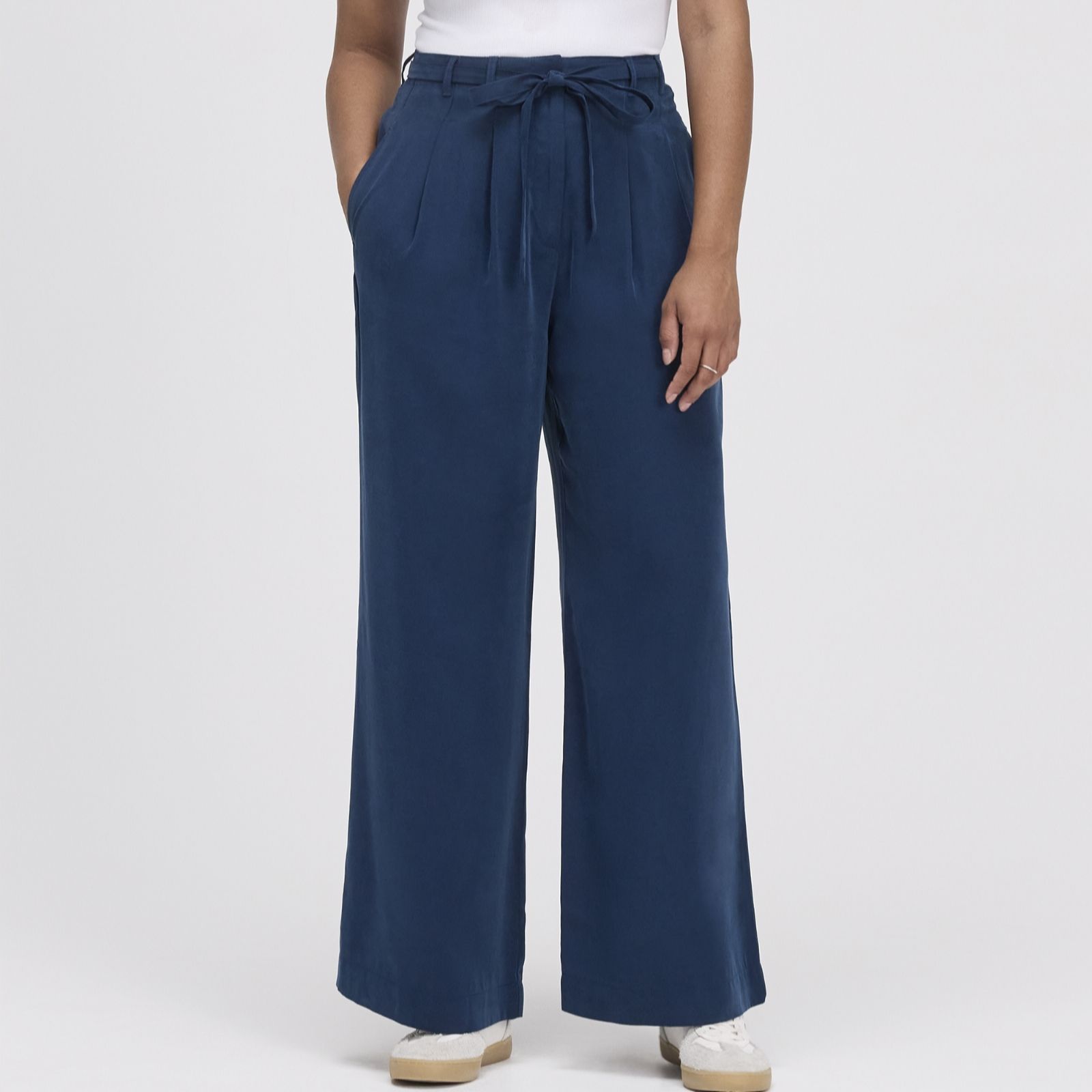 Finery London Venus Cupro Stretch Waist Wide-Leg Trousers Short