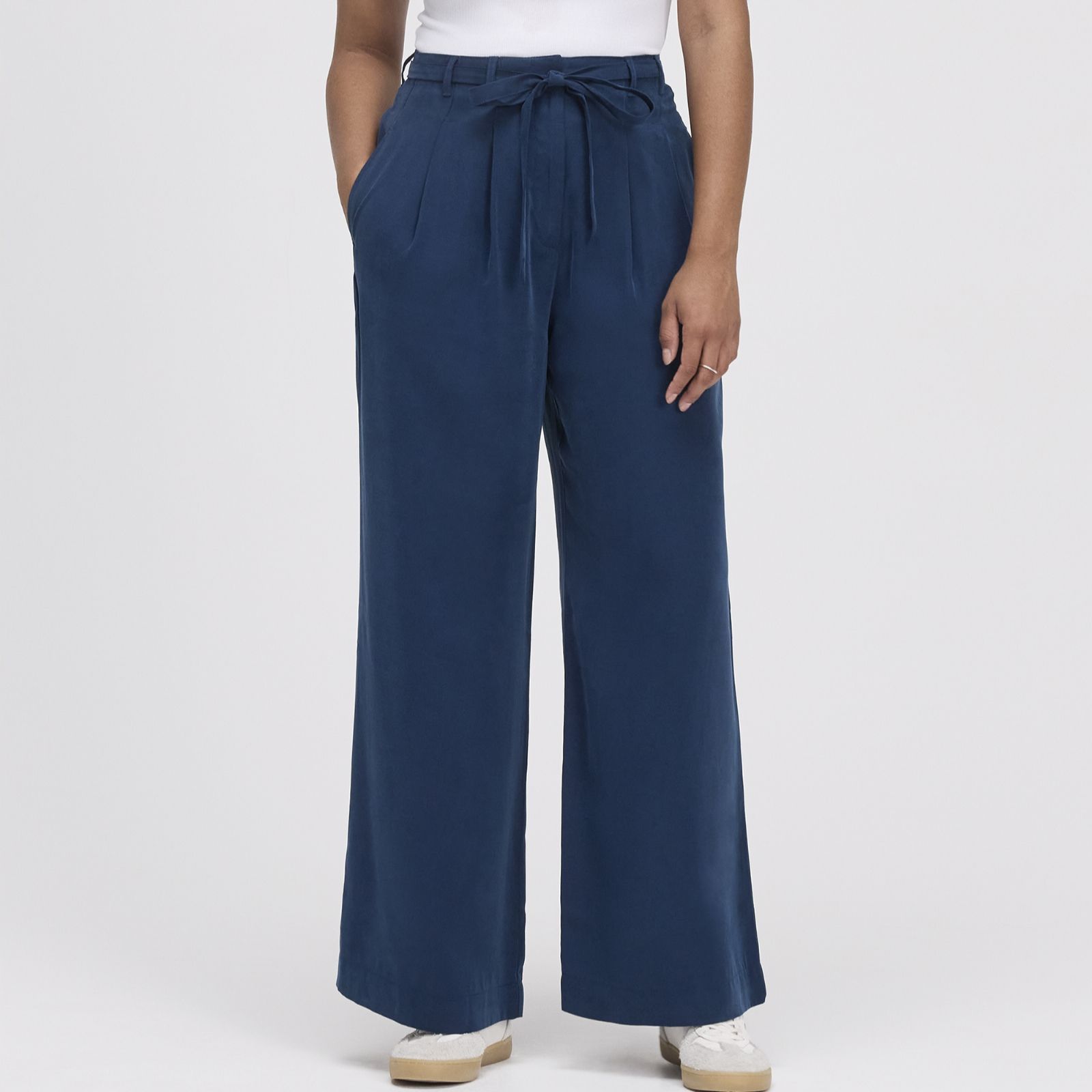 Finery London Venus Cupro Stretch Waist Wide-Leg Trousers Short