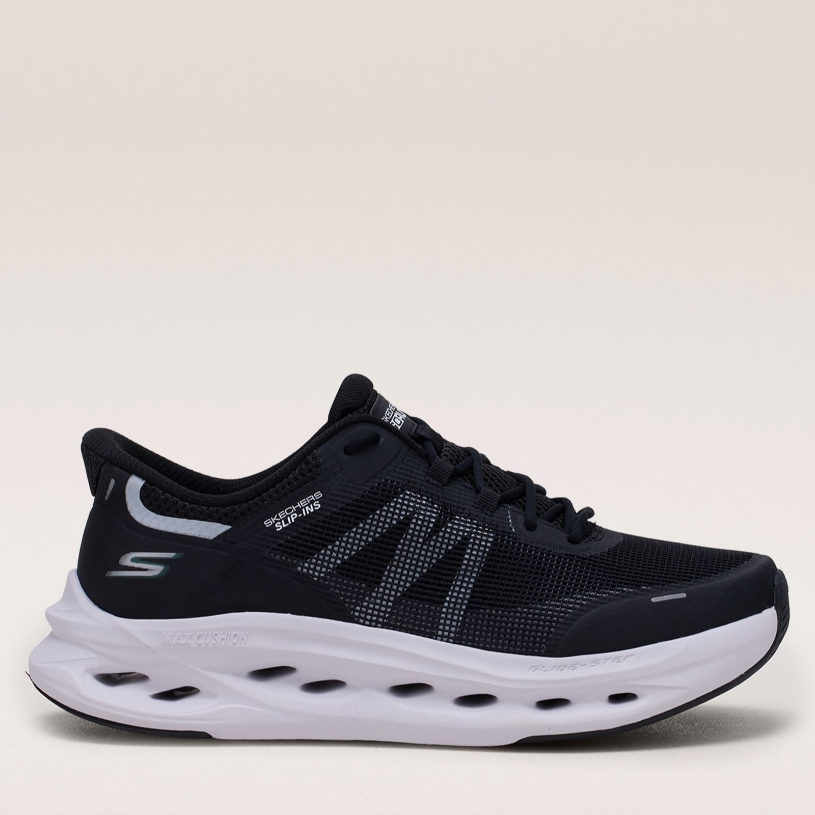 Skechers Max Cushioning Glide-Step Aberdeen Slip-Ins Trainer