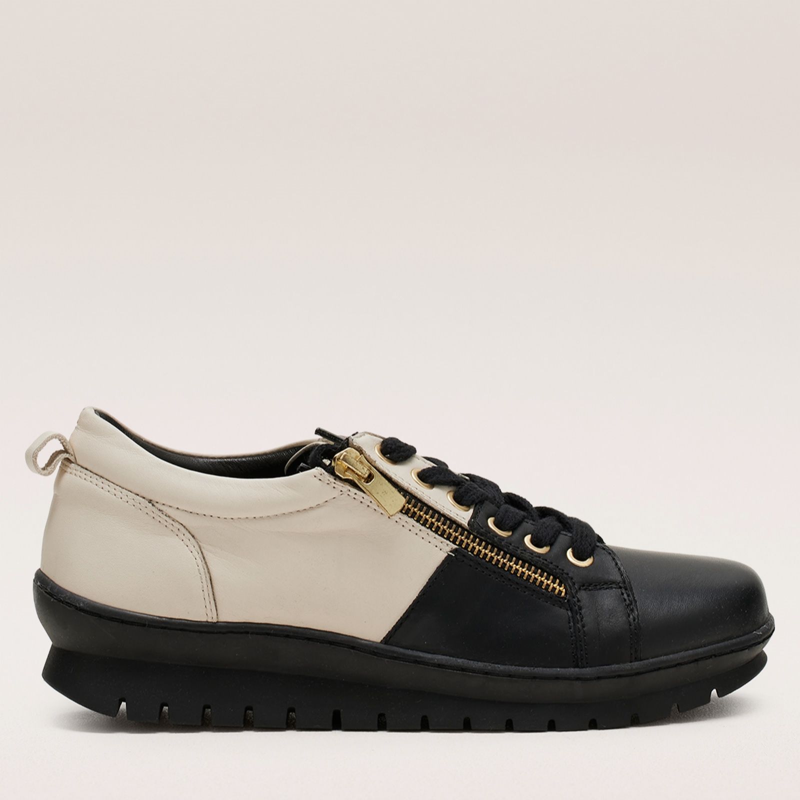 Adesso Dila Lace Up Shoe