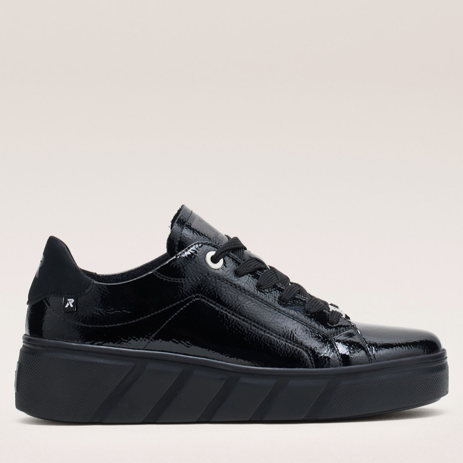 Outlet Rieker Patent Trainer