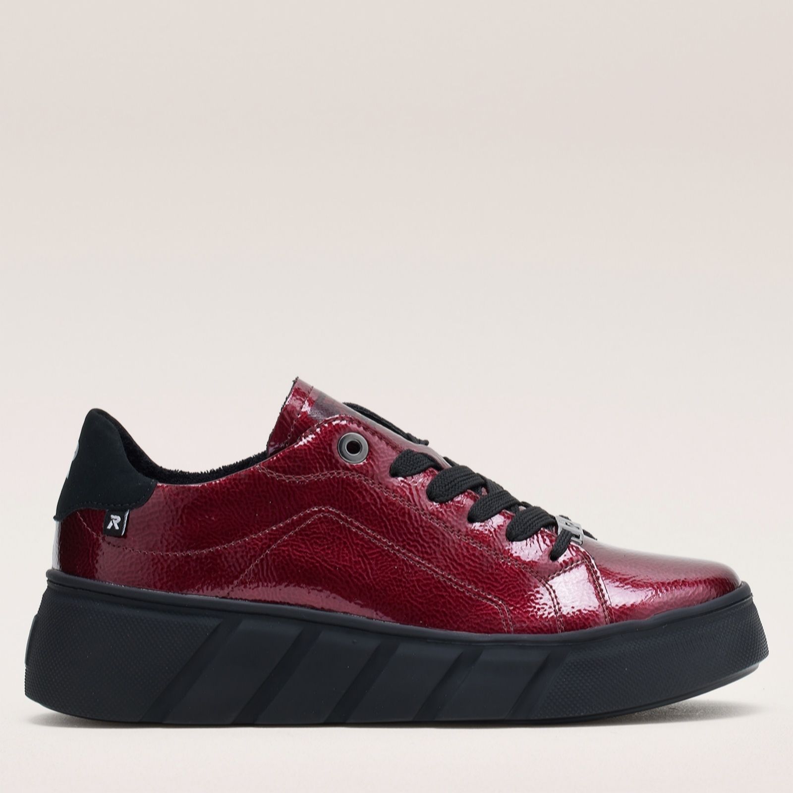 Outlet Rieker Patent Trainer