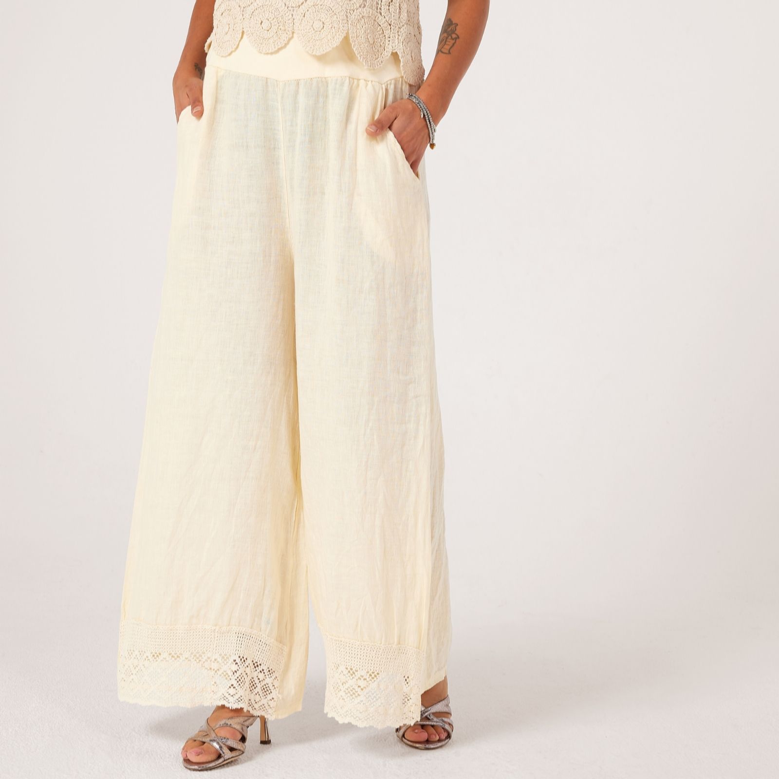 Izabel London Trim Detail Wide Leg Trousers
