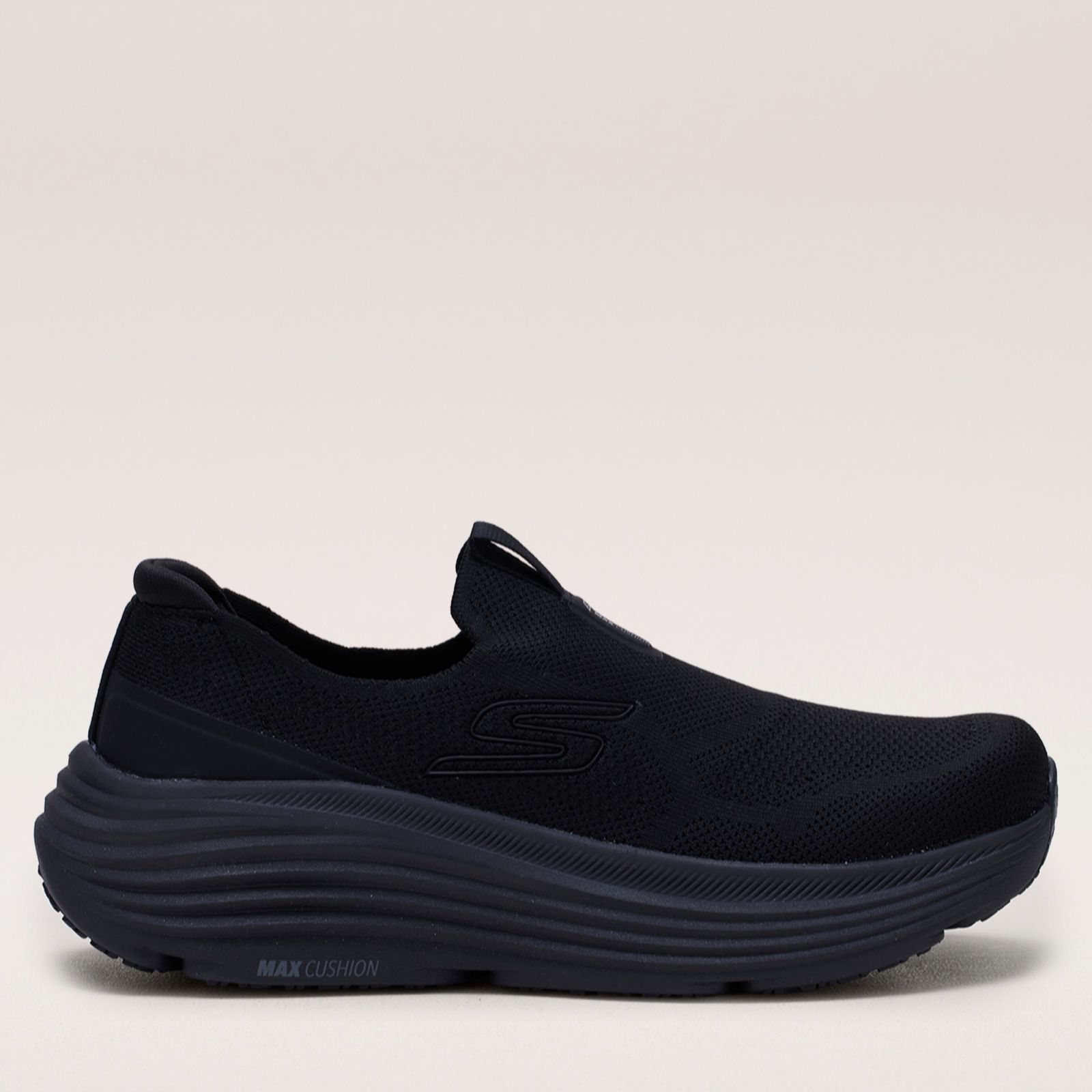 Skechers Max Cushioning Endeavour Sarasota Trainer