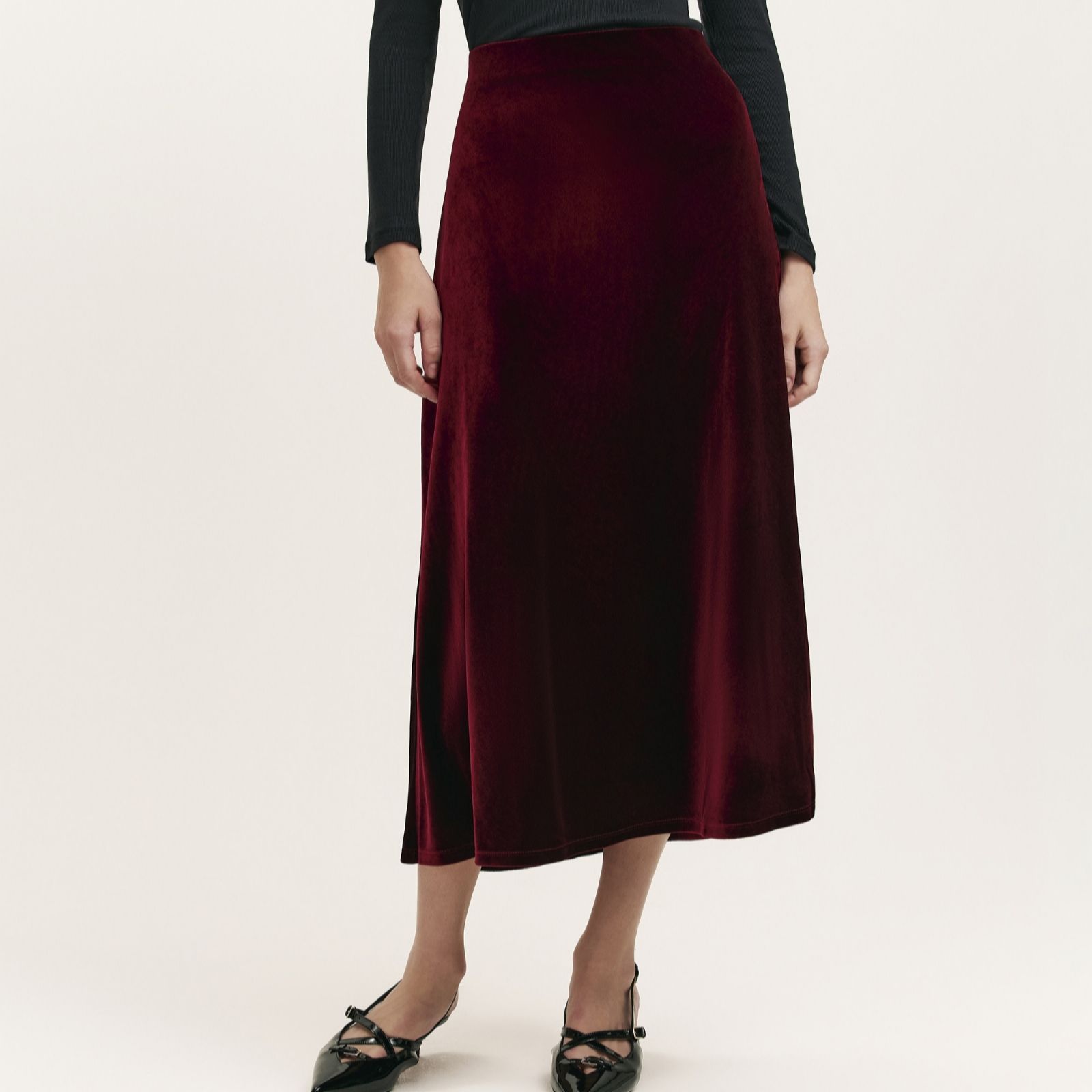 Finery London Bailey Stretch Velvet Pull on Skirt