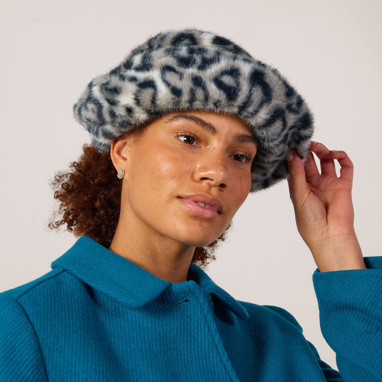 Helene Berman Super Soft Italian Faux Fur Hat