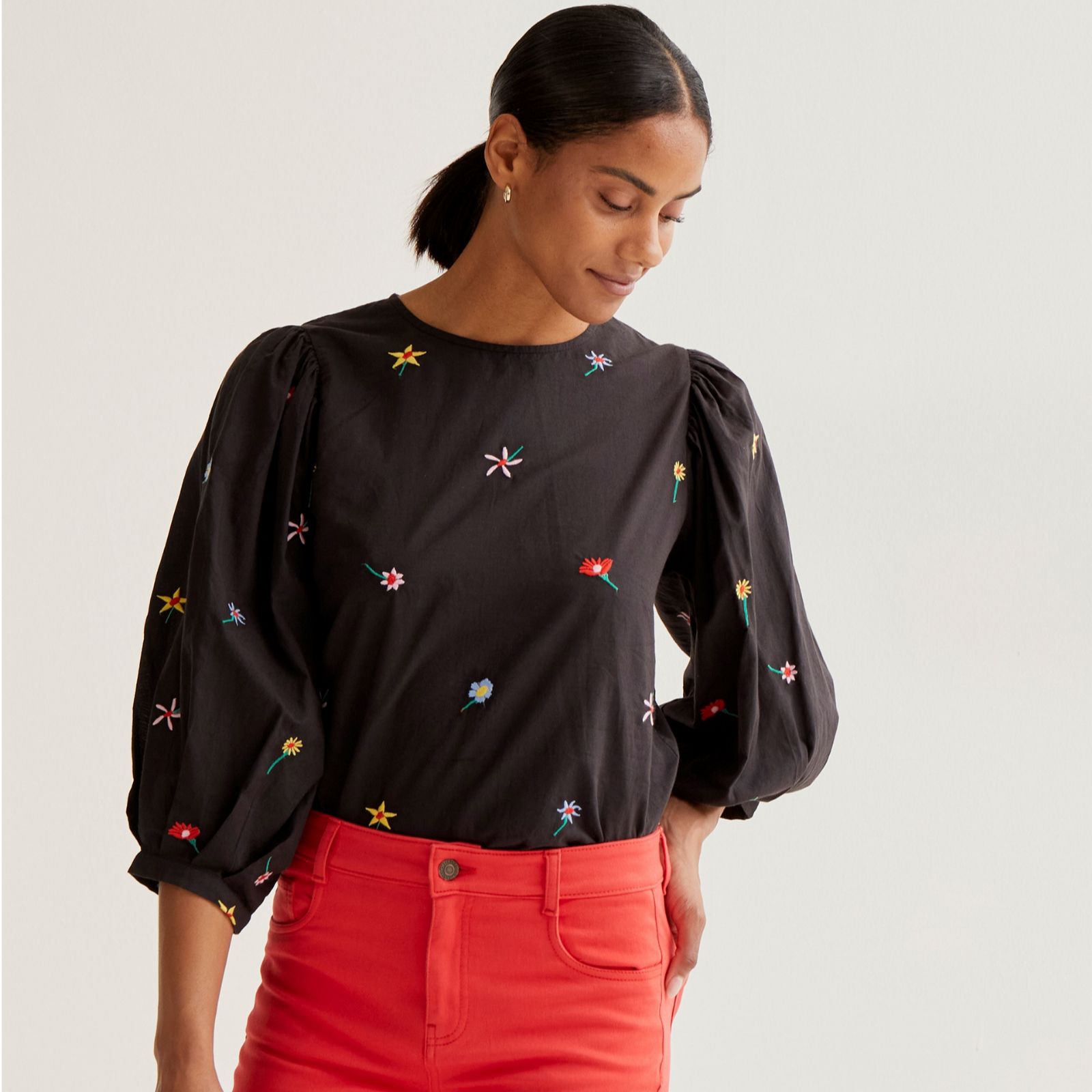 Compania Fantastica Motif Long Sleeve Blouse