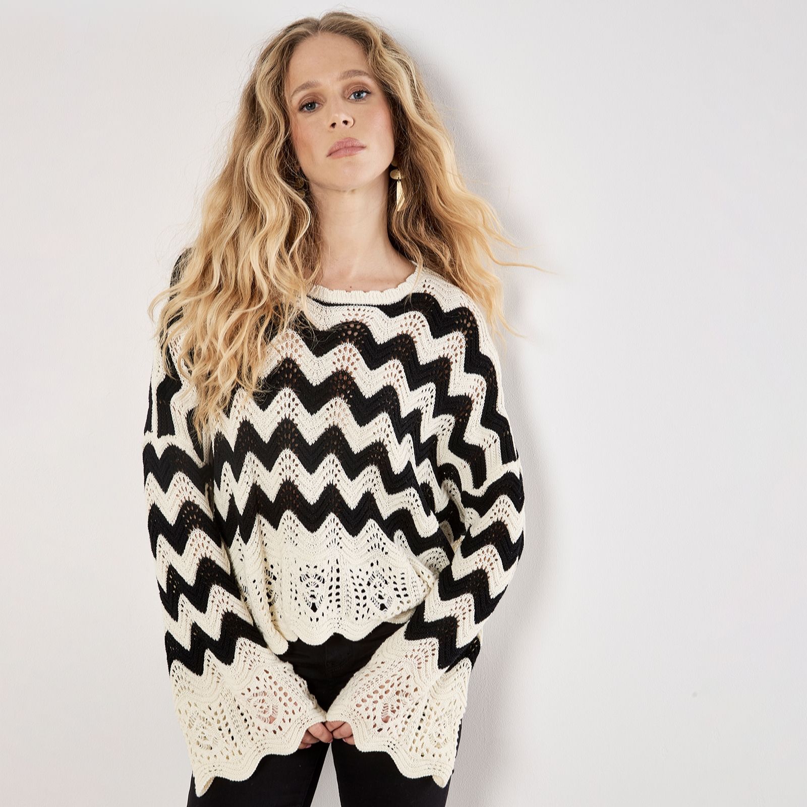 Apricot Chevron Scallop Border Knitted Jumper