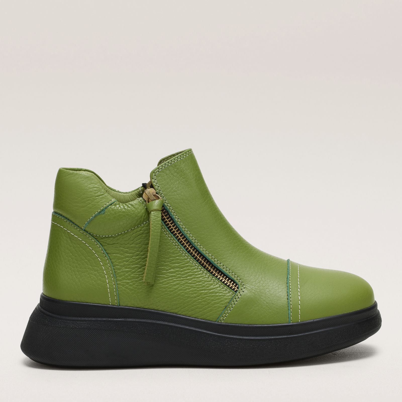Adesso Topaz Boot