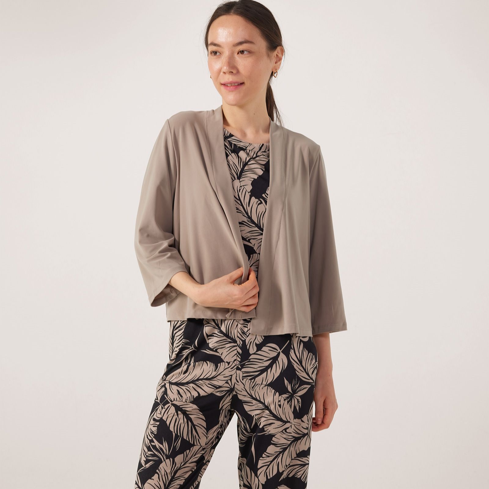 Kim & Co Deluxe Brazil Jersey 3/4 Sleeve Bolero