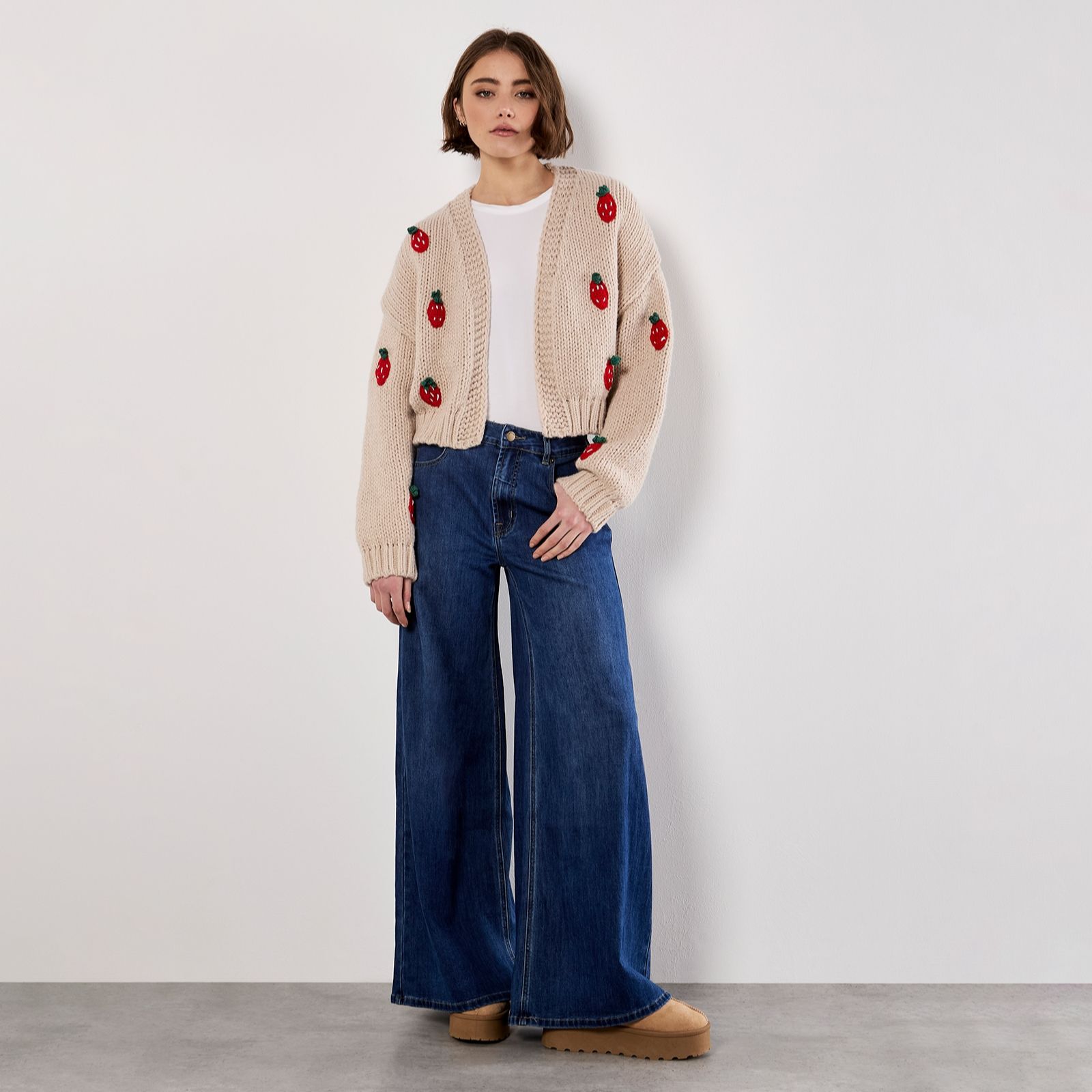 Apricot Strawberry Open Cardigan