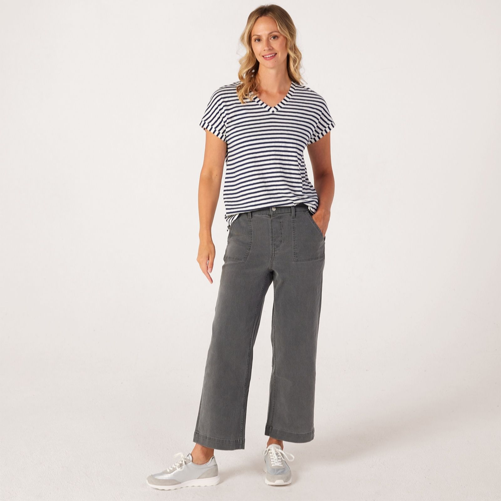 Denim & Co. Soft Denim Wide Leg Ankle Jean Petite