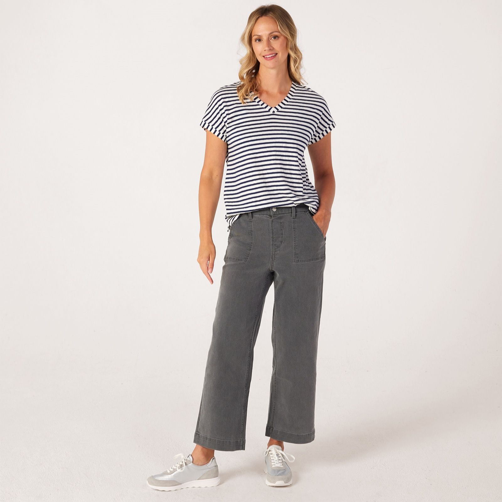 Denim & Co. Soft Denim Wide Leg Ankle Jean Petite