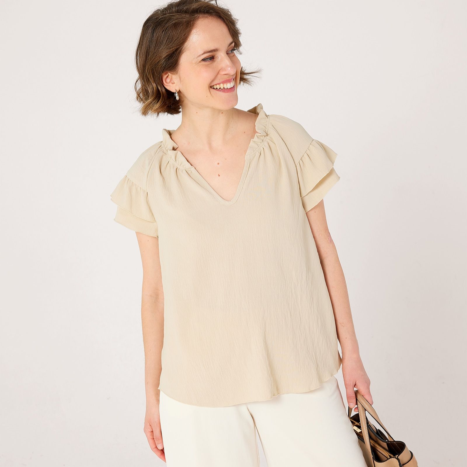 Kim & Co Crinkle Poplin Short Sleeve Frilled Neckline Top