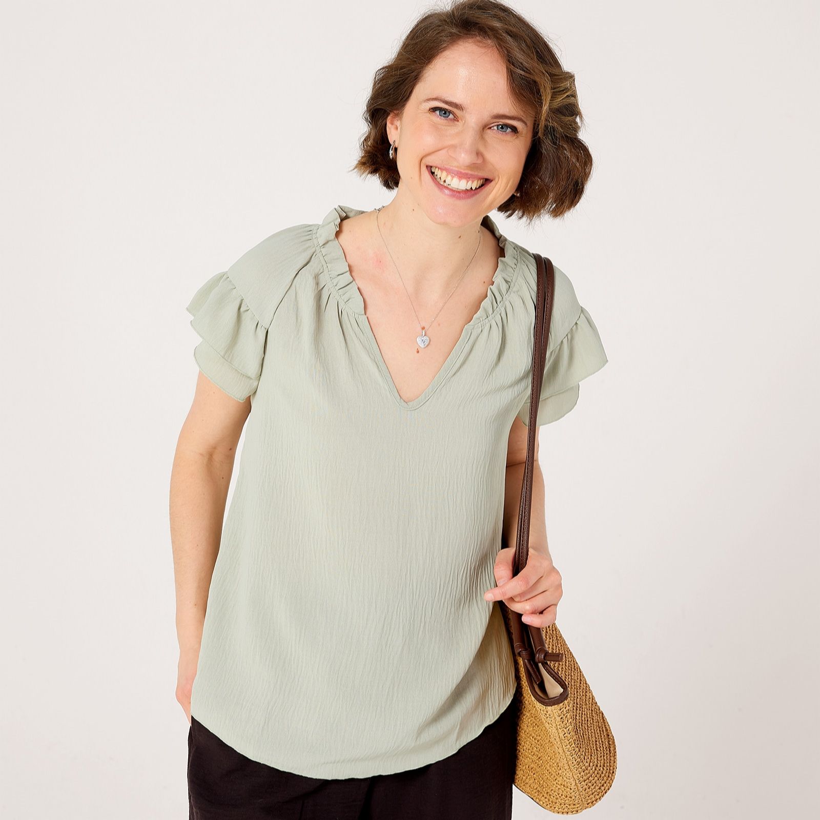 Kim & Co Crinkle Poplin Short Sleeve Frilled Neckline Top