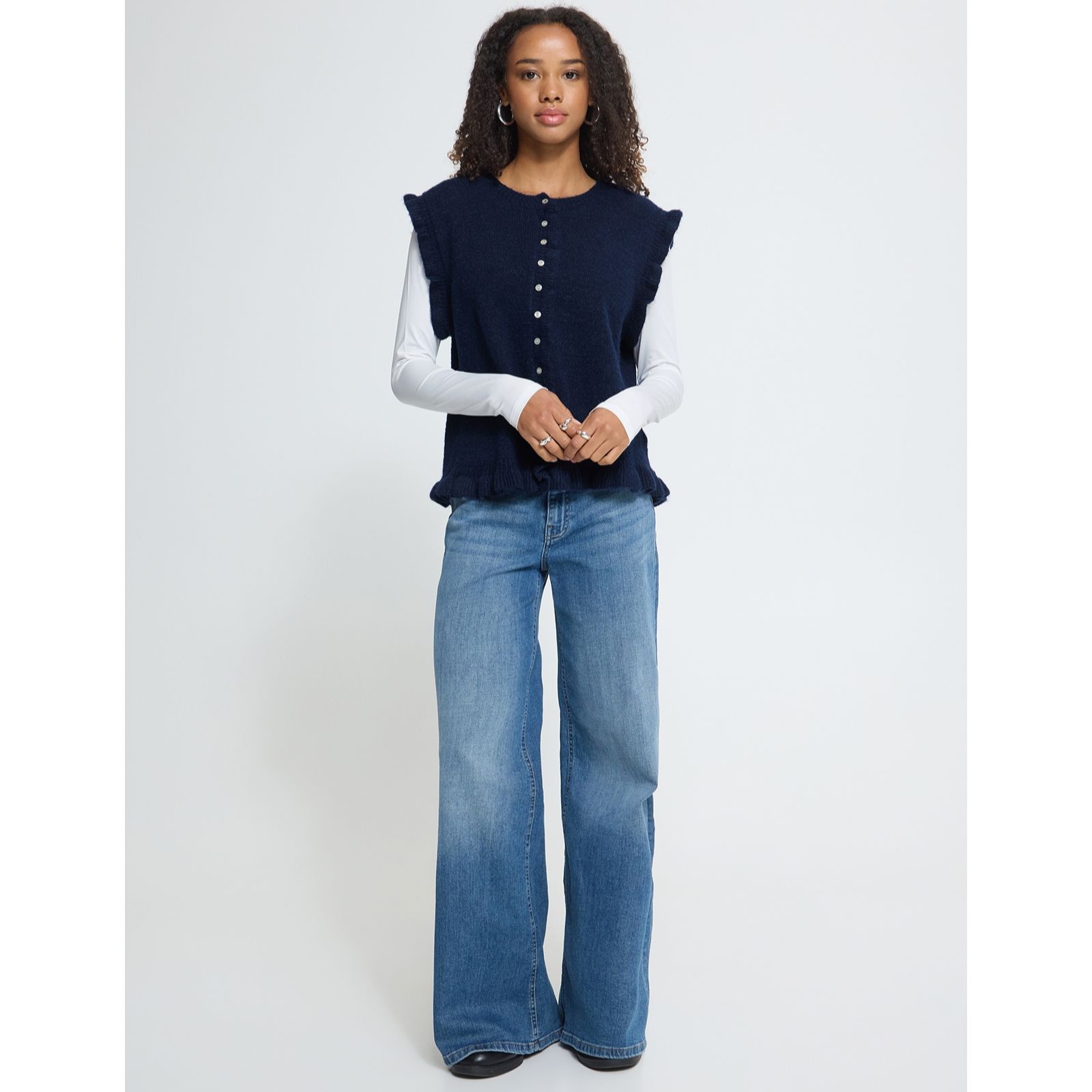 ICHI Povoke Knitted Frill Detail Waistcoat