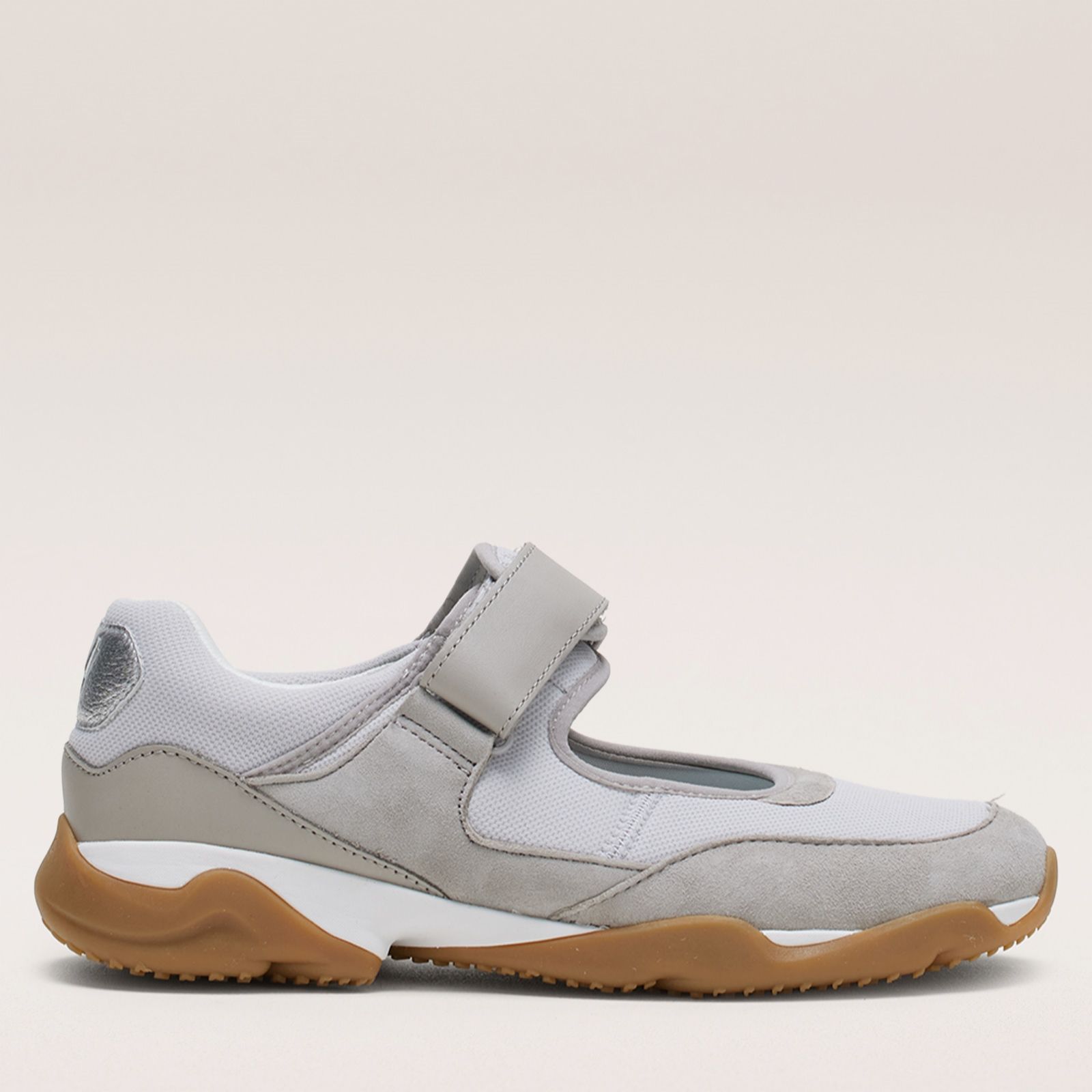 Vionic Walk Slim Giselle Shoe