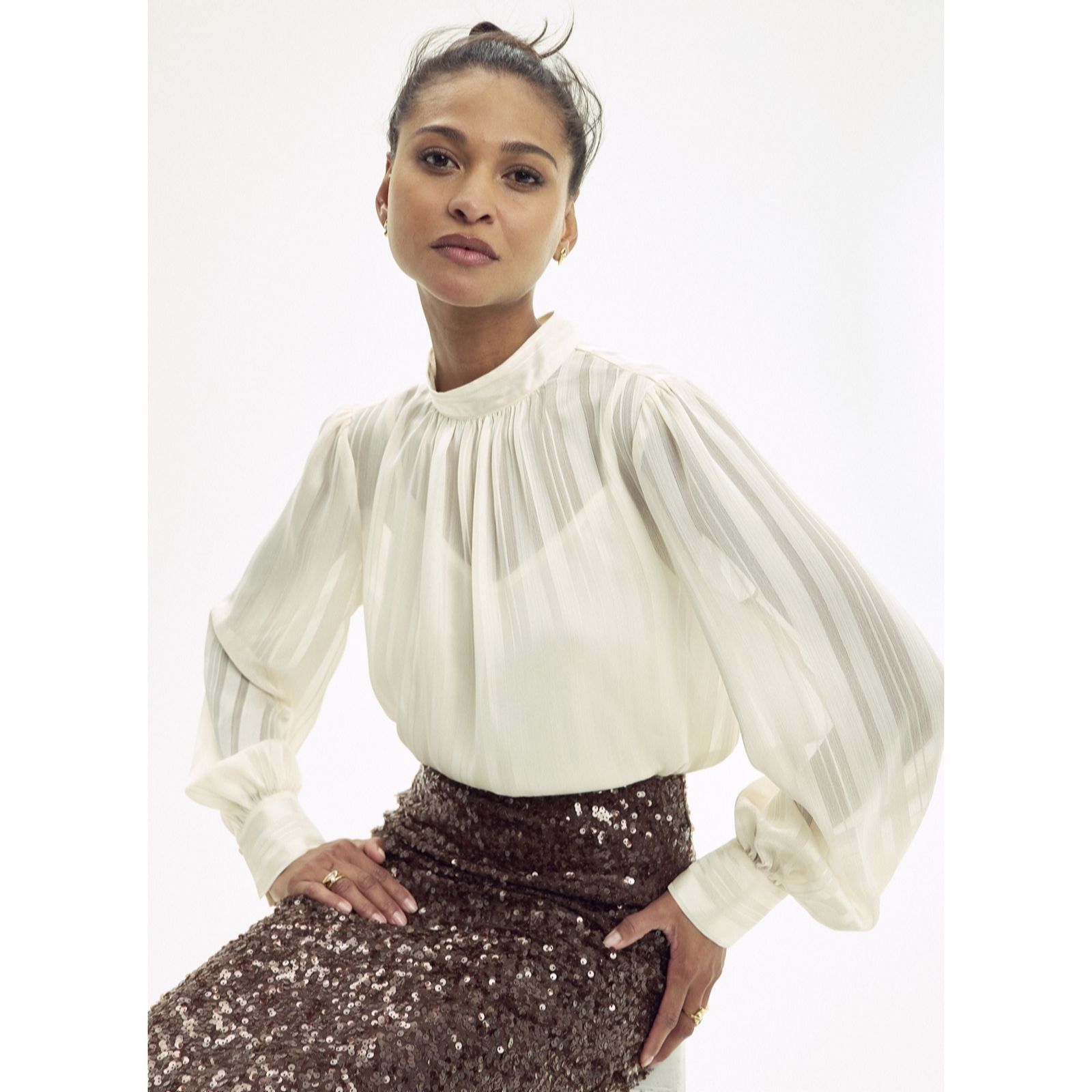  ELLE Get The Look High Neck Swing Blouse