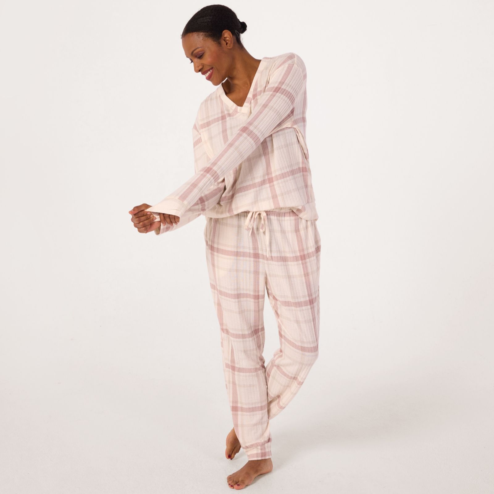 Cozee Home V Neck Check Jogger Set