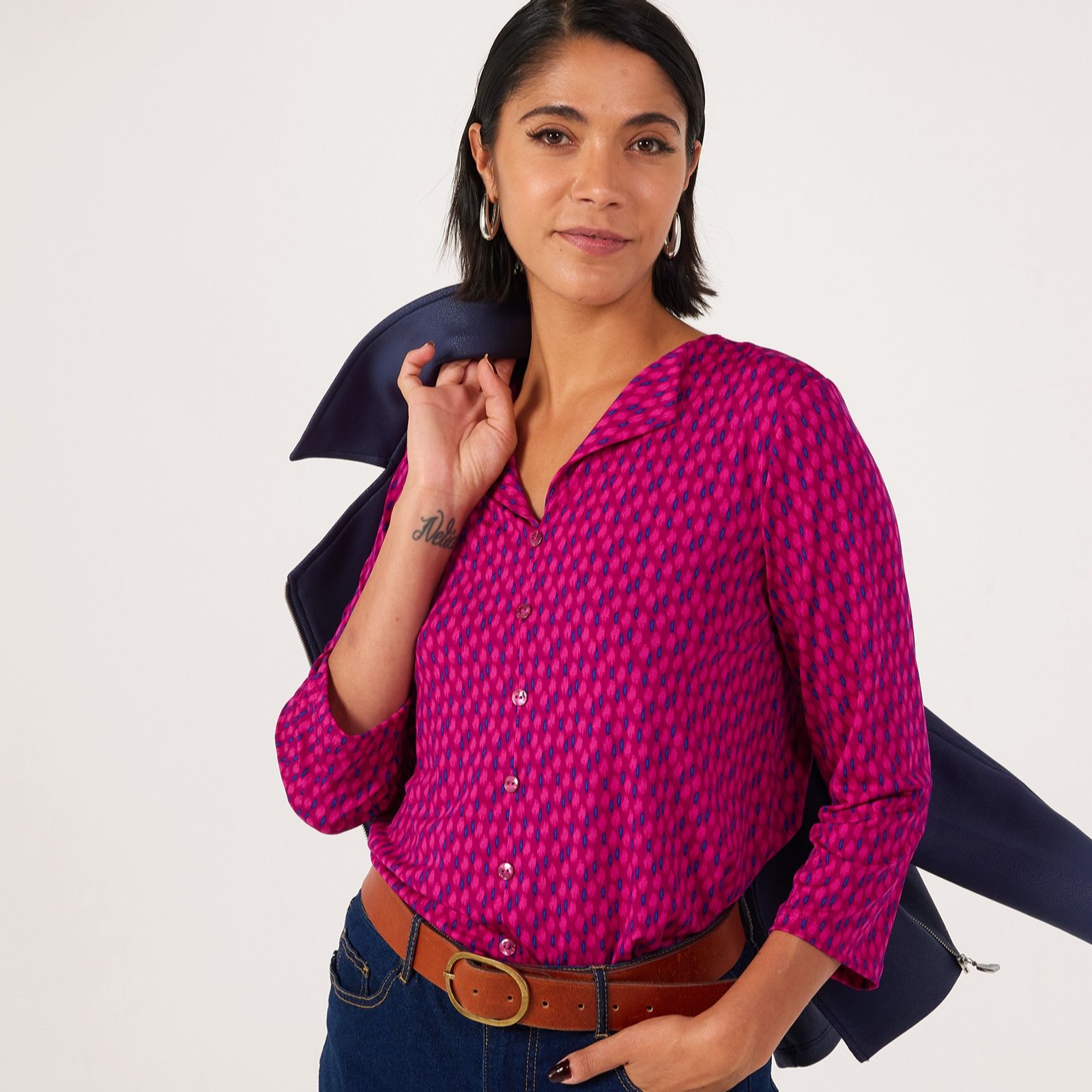 Kim & Co Printed Brazil Jersey 3/4 Sleeve Button Detail Top