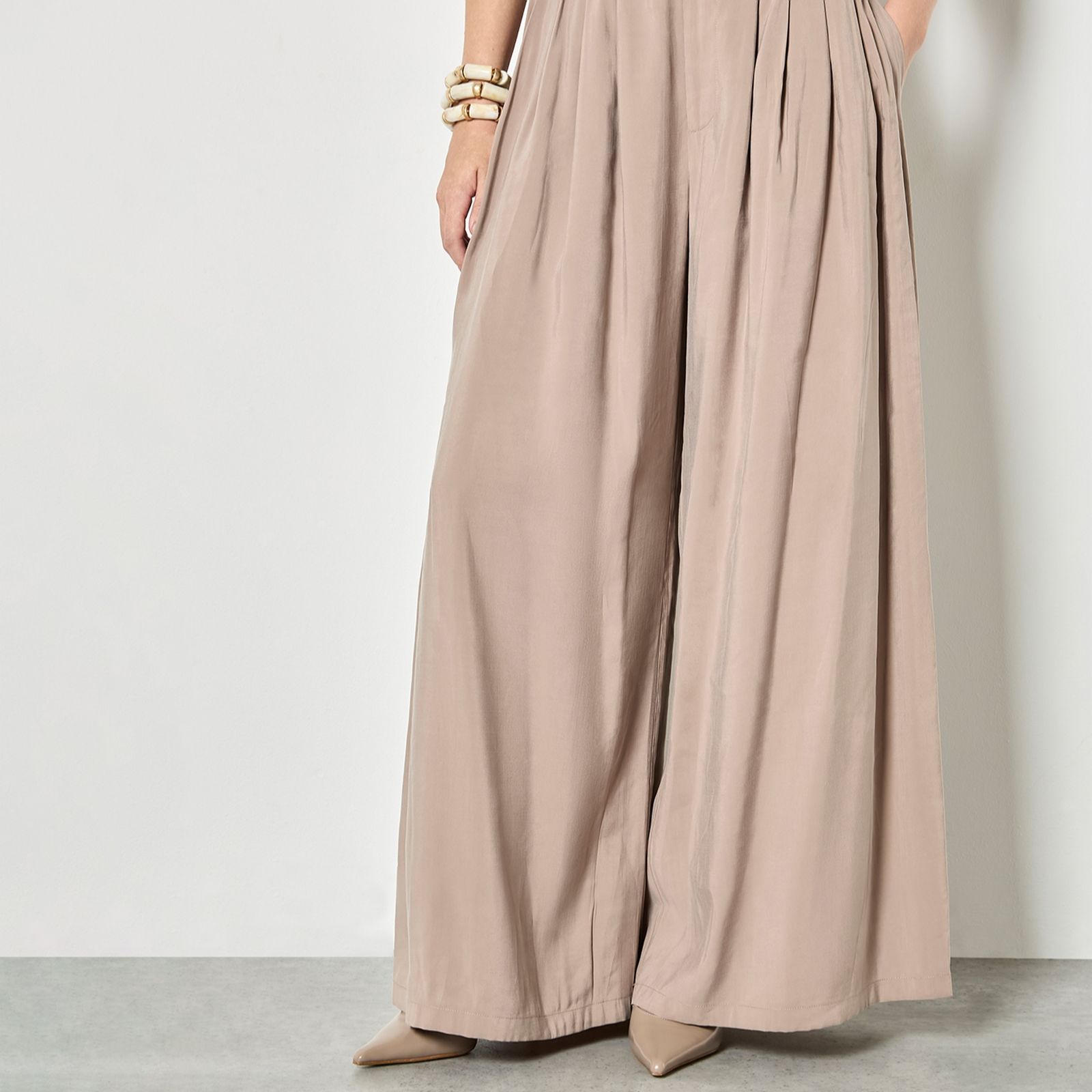 Apricot Pleat Detail Super Wide Trouser