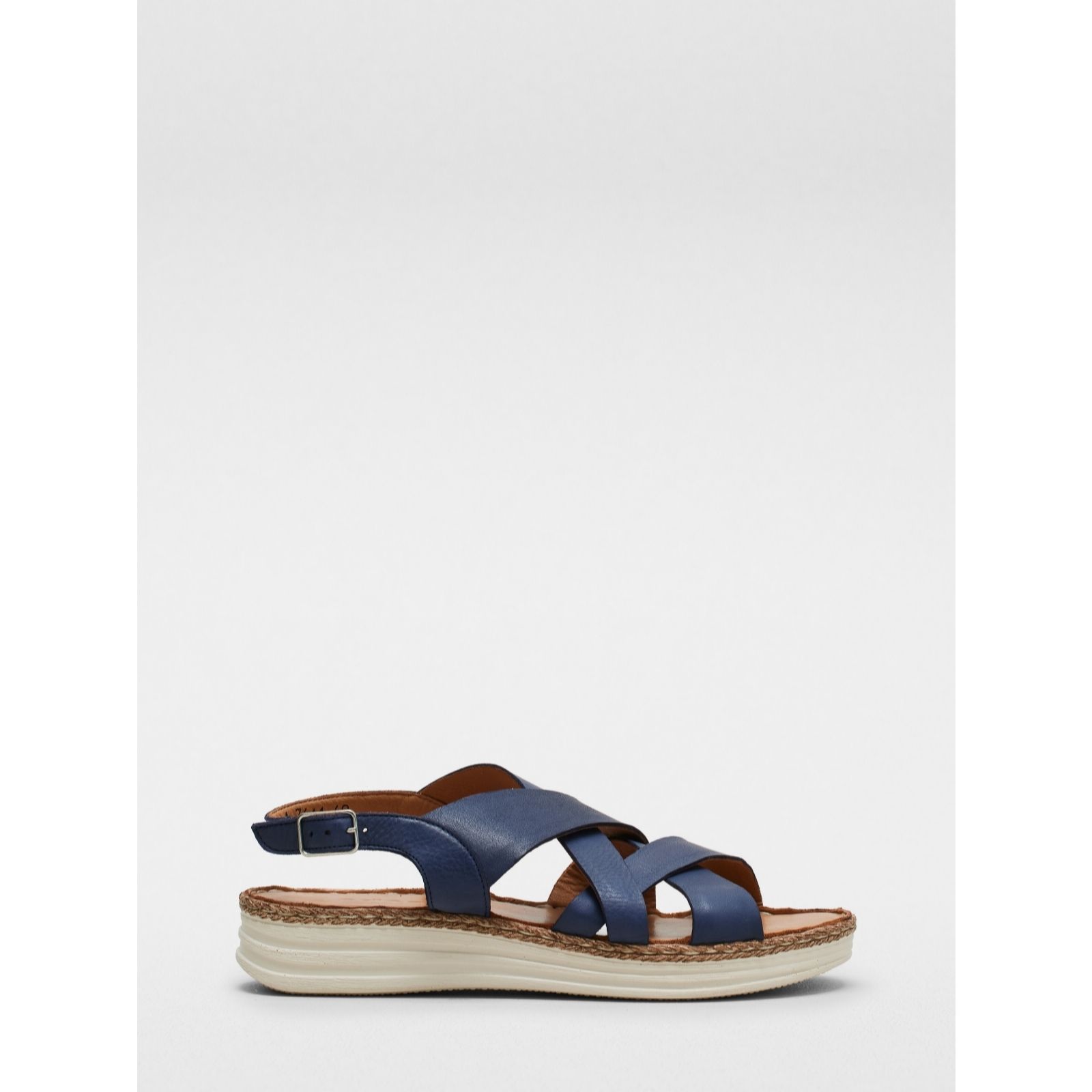Outlet Adesso Lauren Strapped Buckle Sandal