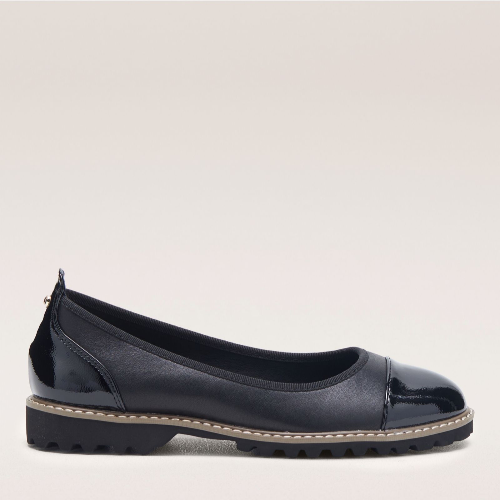 Outlet Moda In Pelle Egleton Leather Ballet Shoe