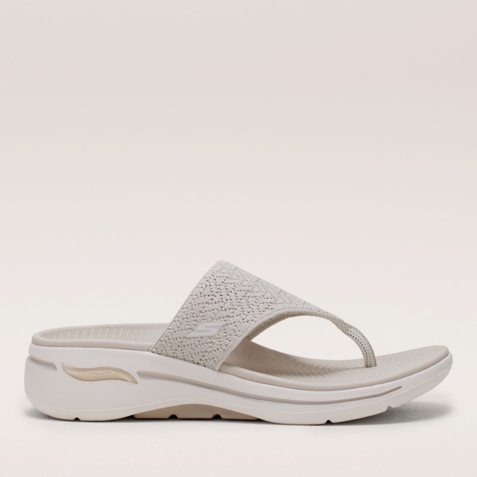 Skechers Go Walk Arch Fit Weekender Sandals