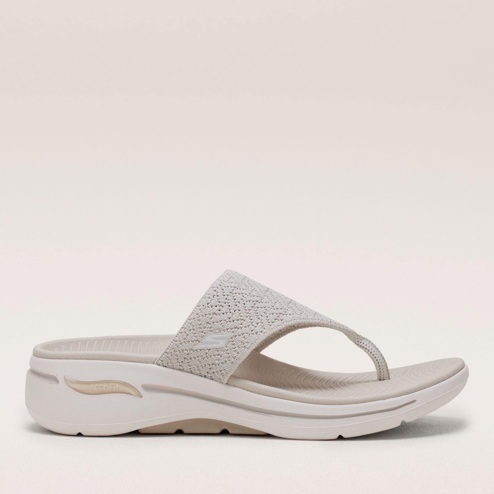 Skechers Go Walk Arch Fit Weekender Sandal