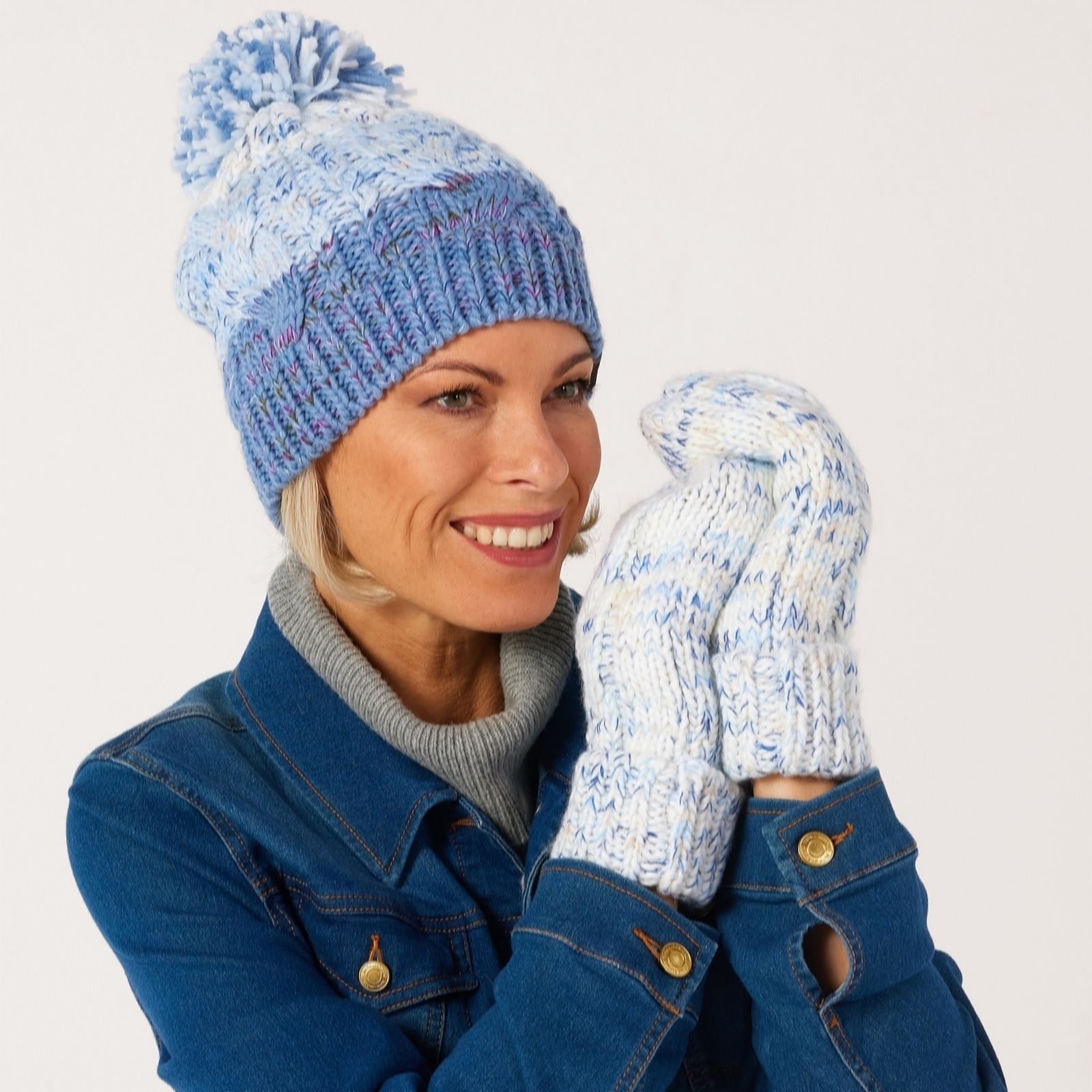 Outlet Muk Luks Colorblock Stripe Cable Beanie & Mitten Set