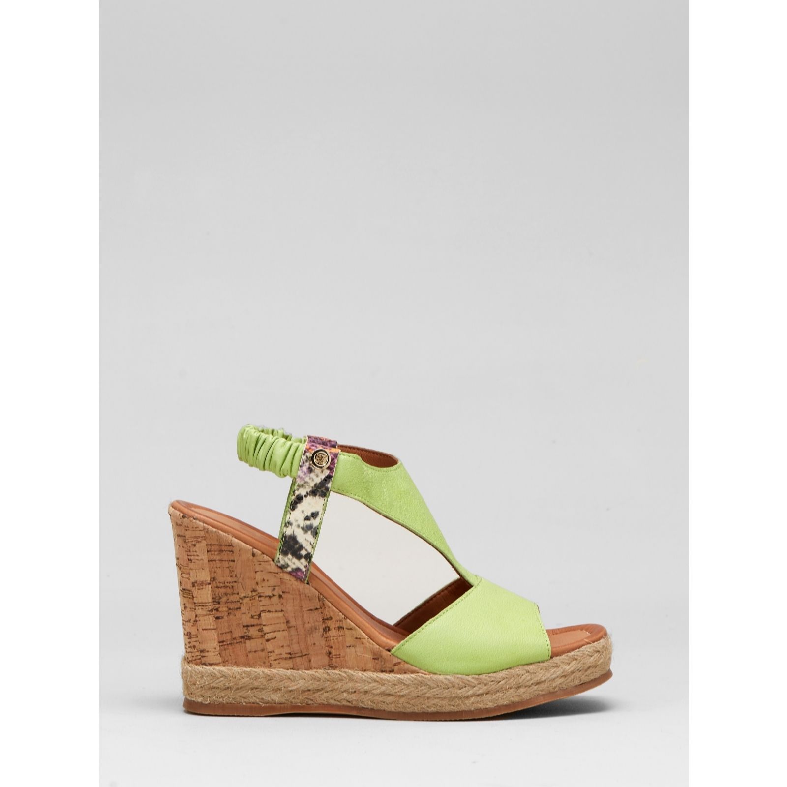 Outlet Moda in Pelle Petriya Wedge Sandal