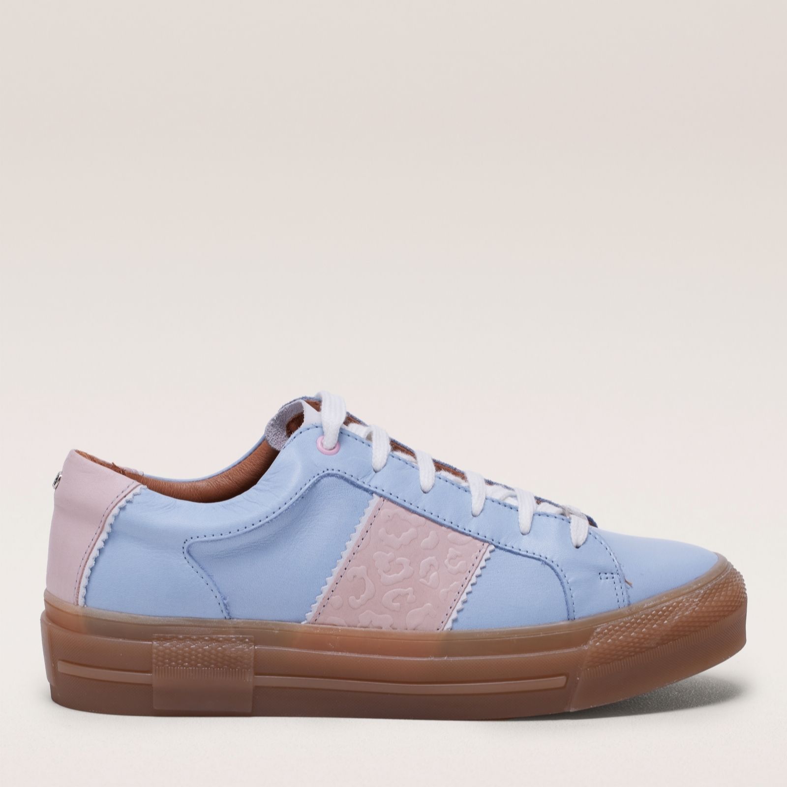 Outlet Moda in Pelle Amande Leather Trainer