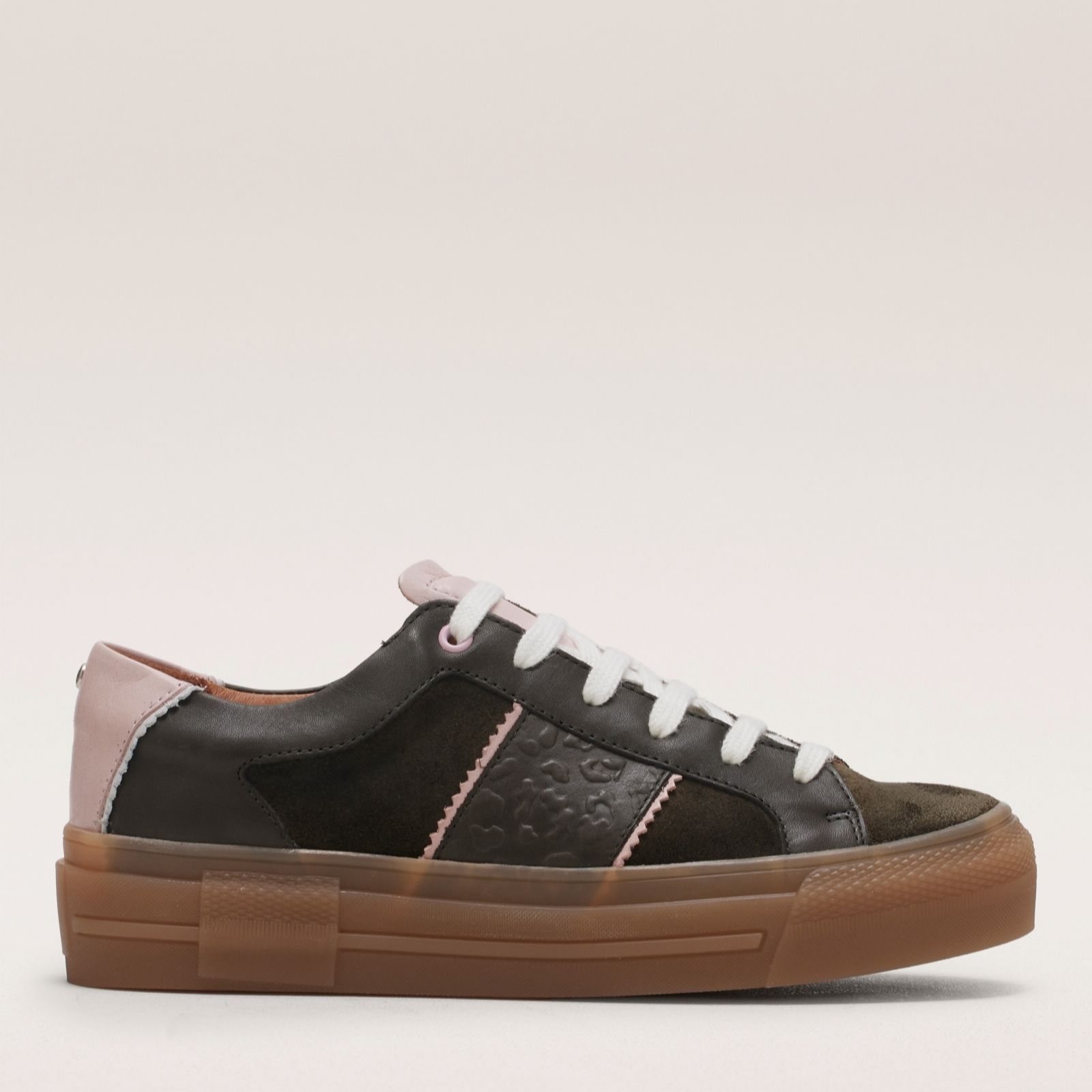 Outlet Moda in Pelle Amande Leather Trainer