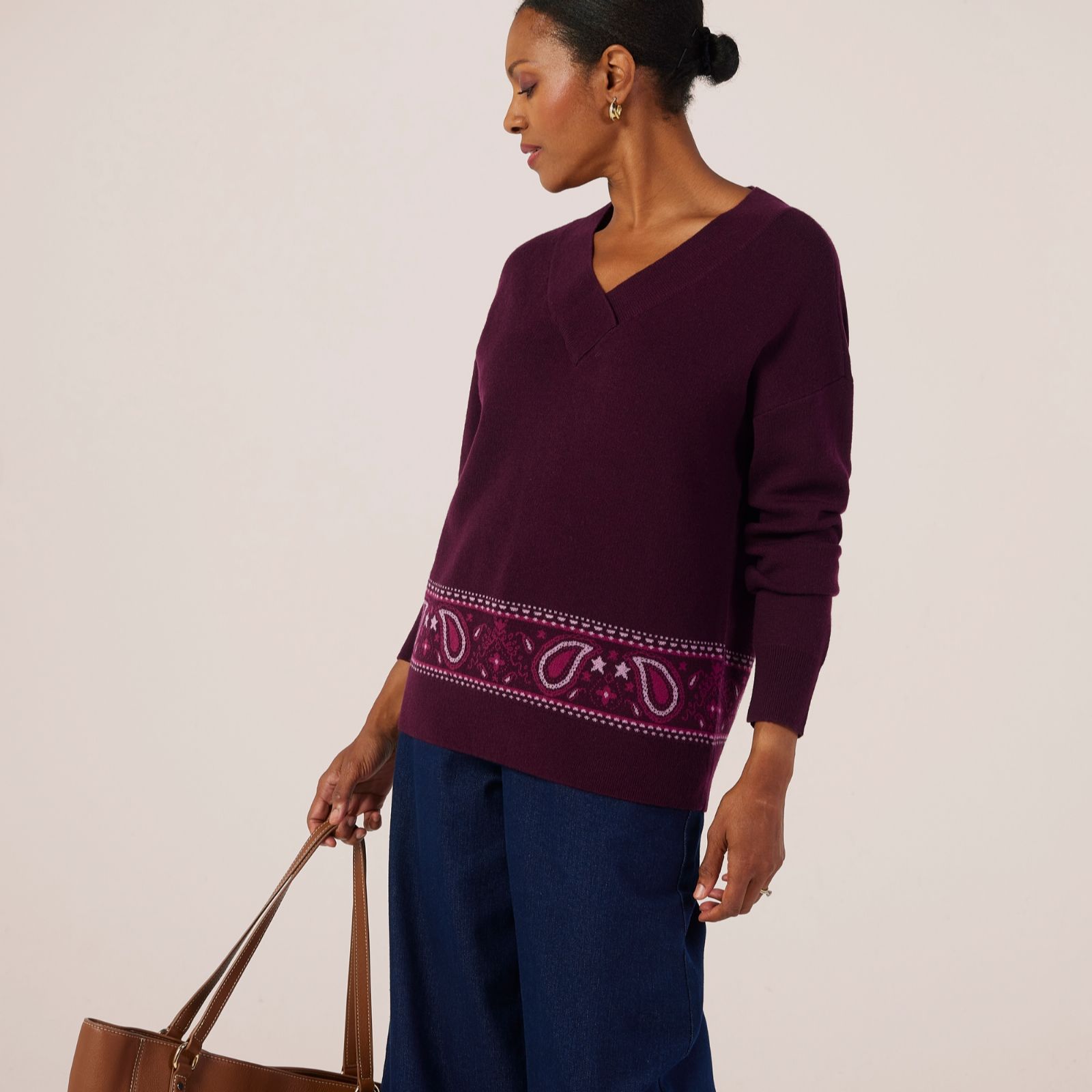 Ruth Langsford V Neck Jumper with Hem Detail
